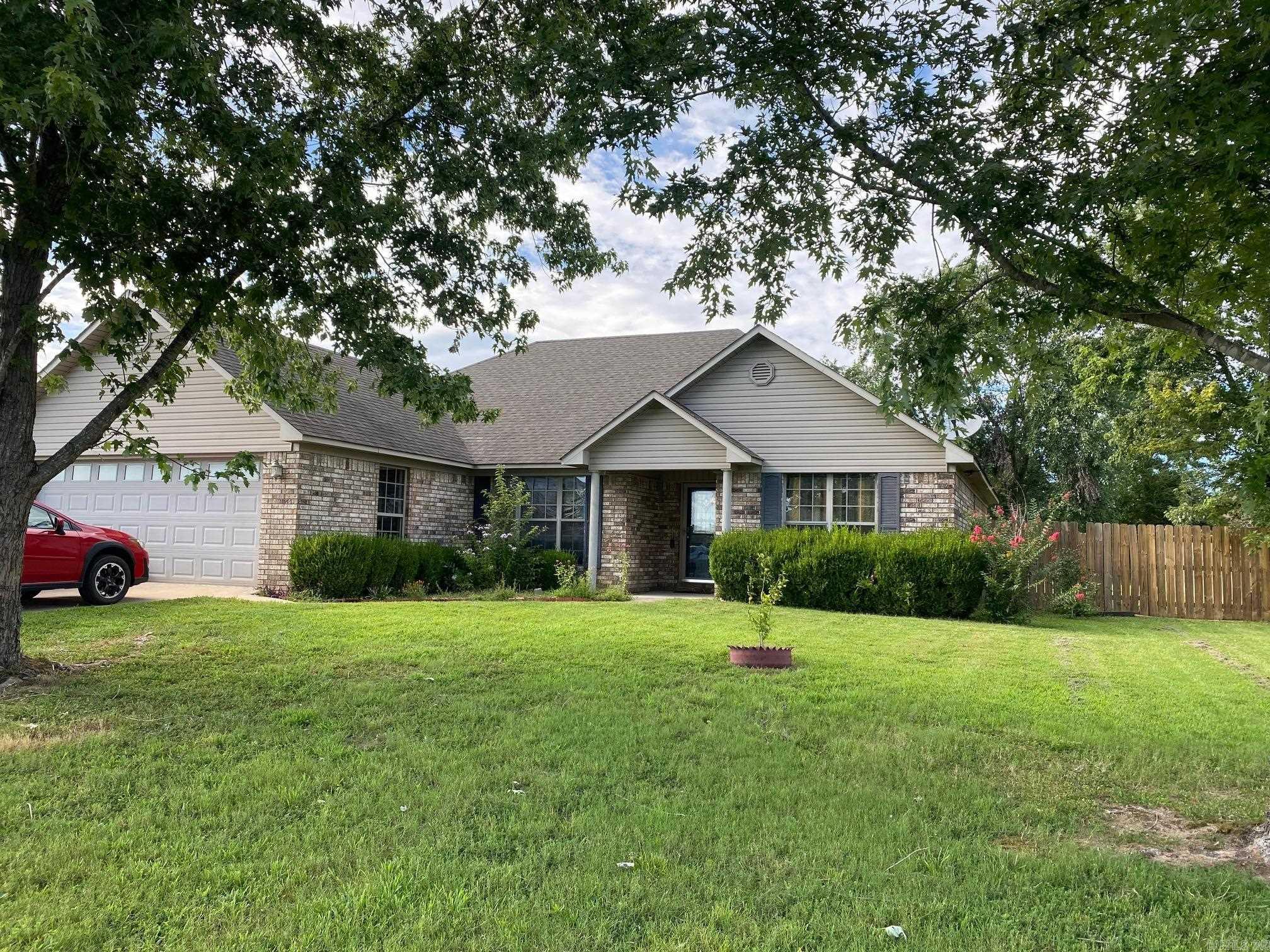 DOVE CREEK - Residential