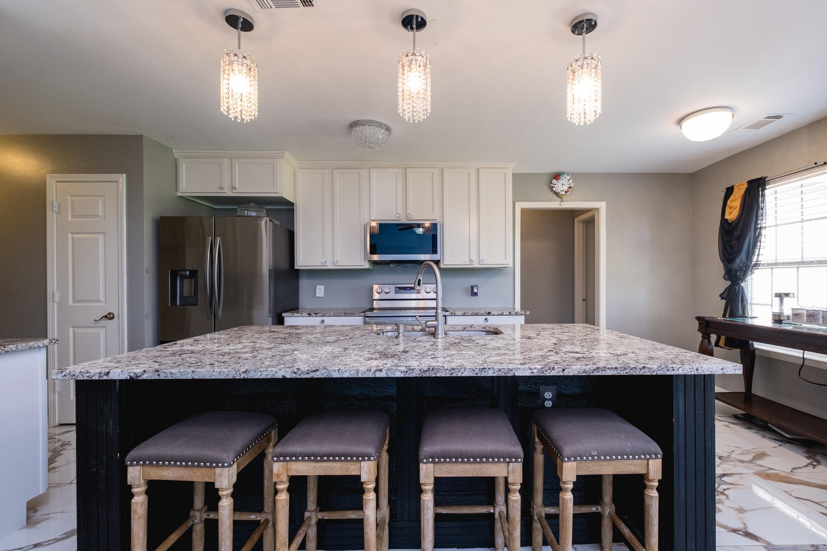 STONE LINKS ADDN - Residential