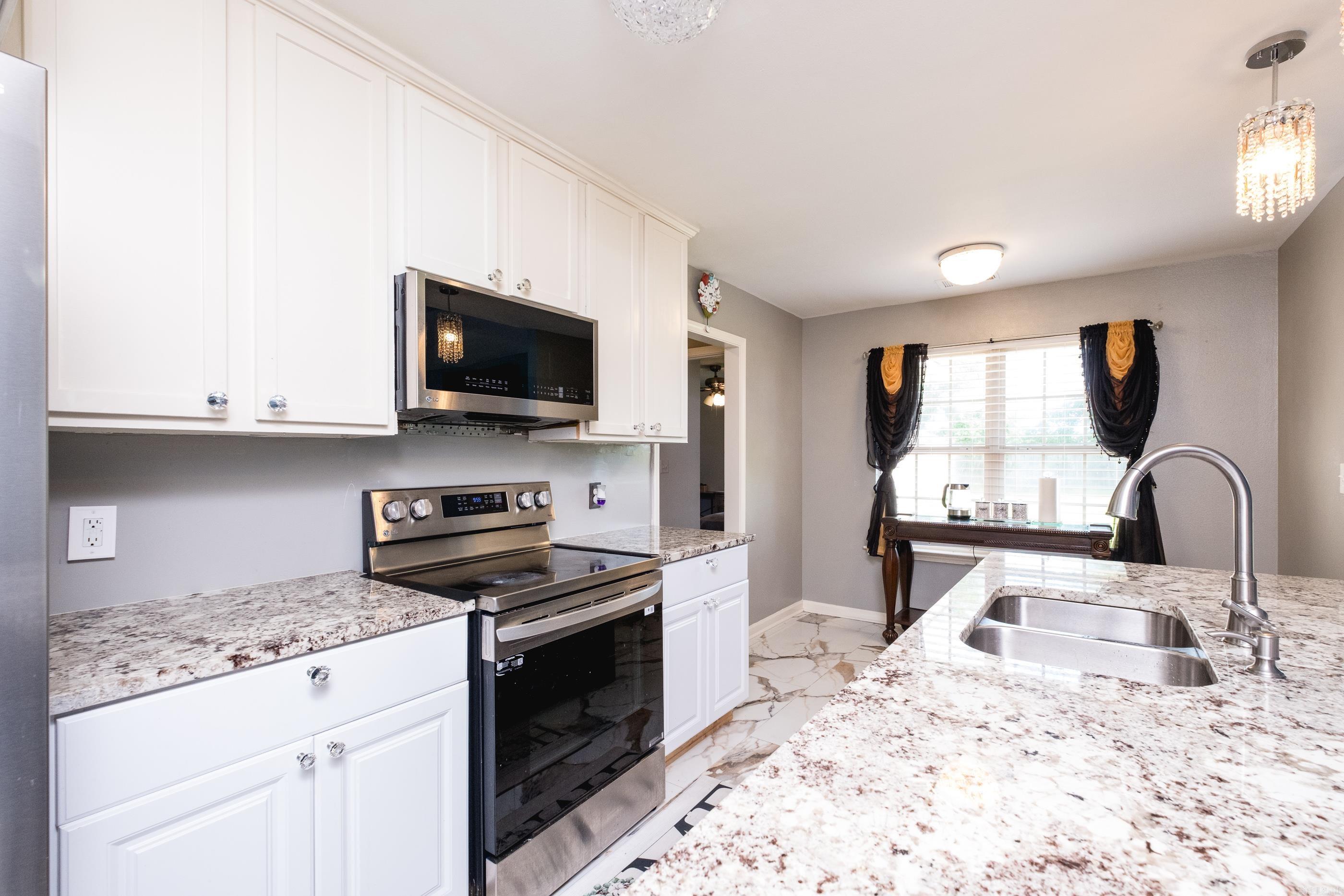 STONE LINKS ADDN - Residential