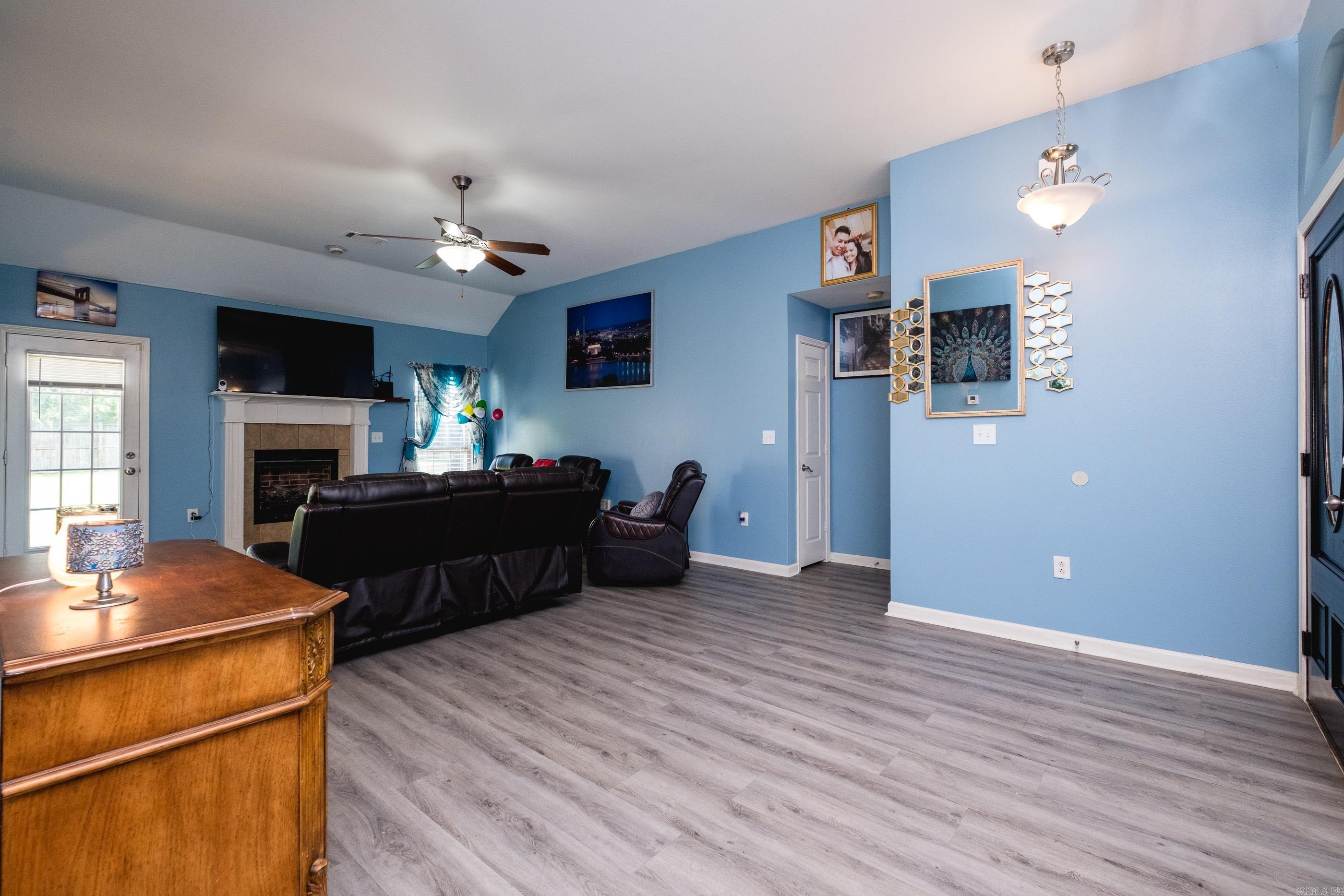 STONE LINKS ADDN - Residential