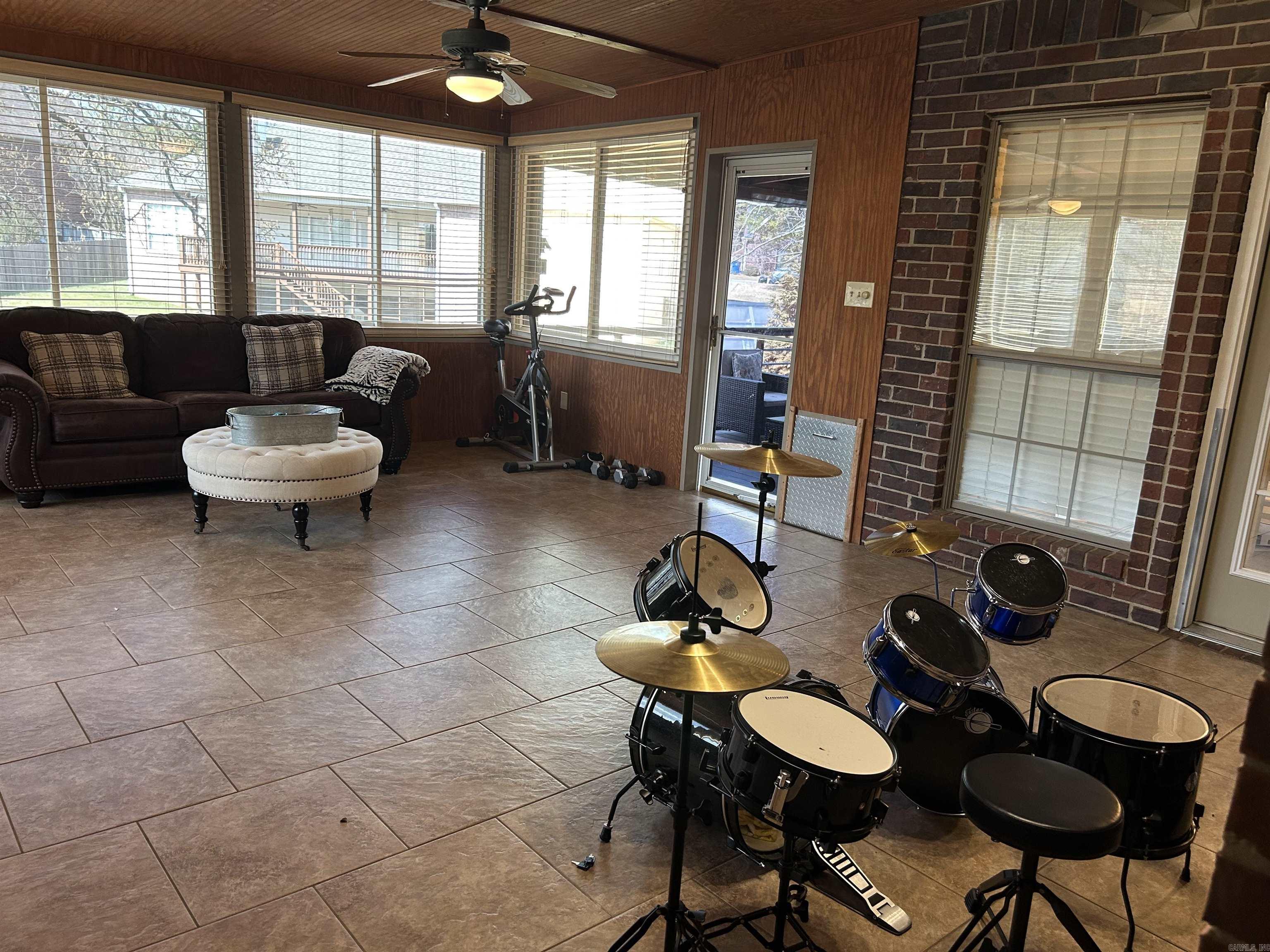 EDGEWATER ADDN - Residential