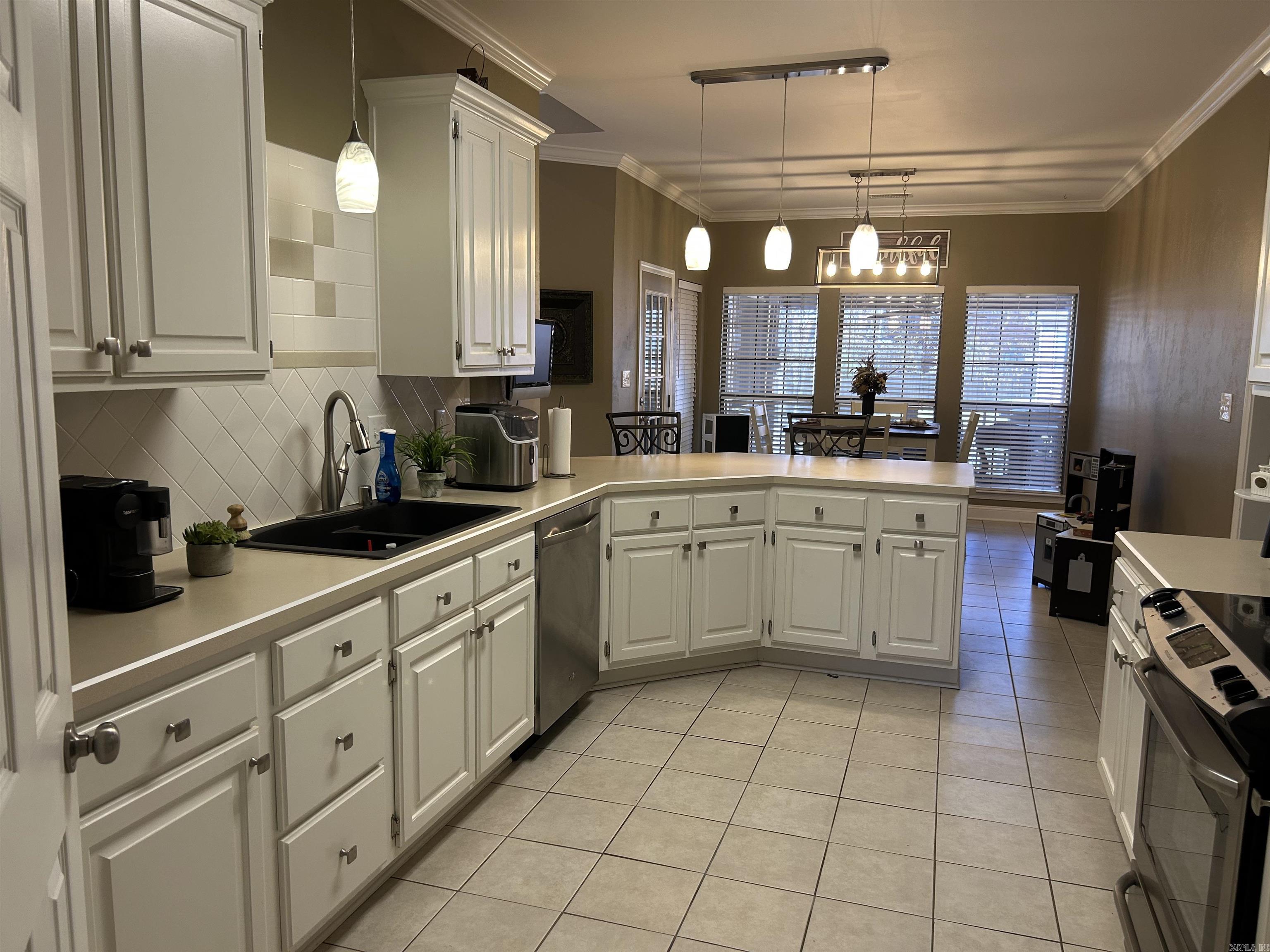 EDGEWATER ADDN - Residential