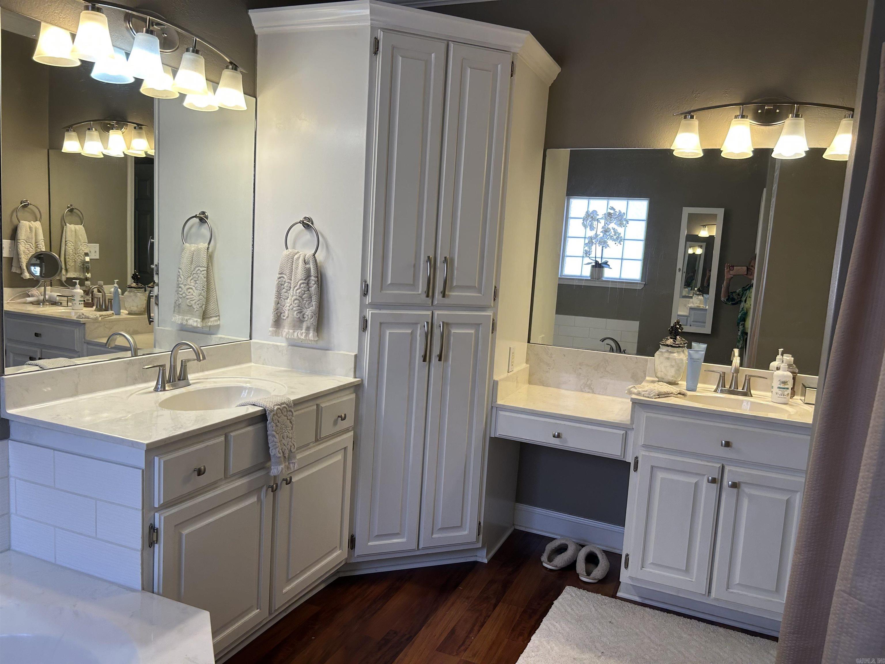 EDGEWATER ADDN - Residential