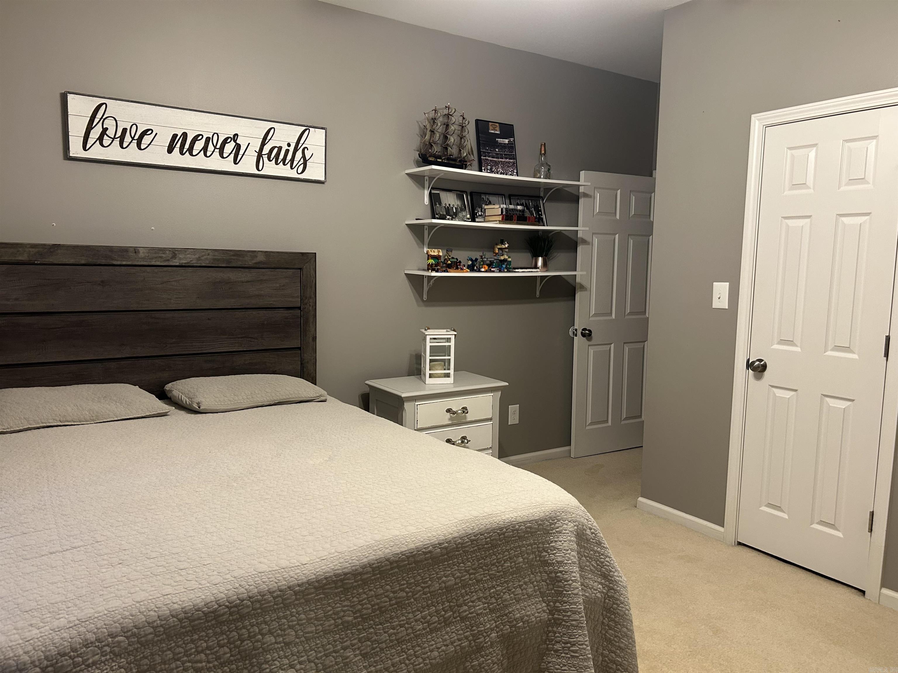 EDGEWATER ADDN - Residential