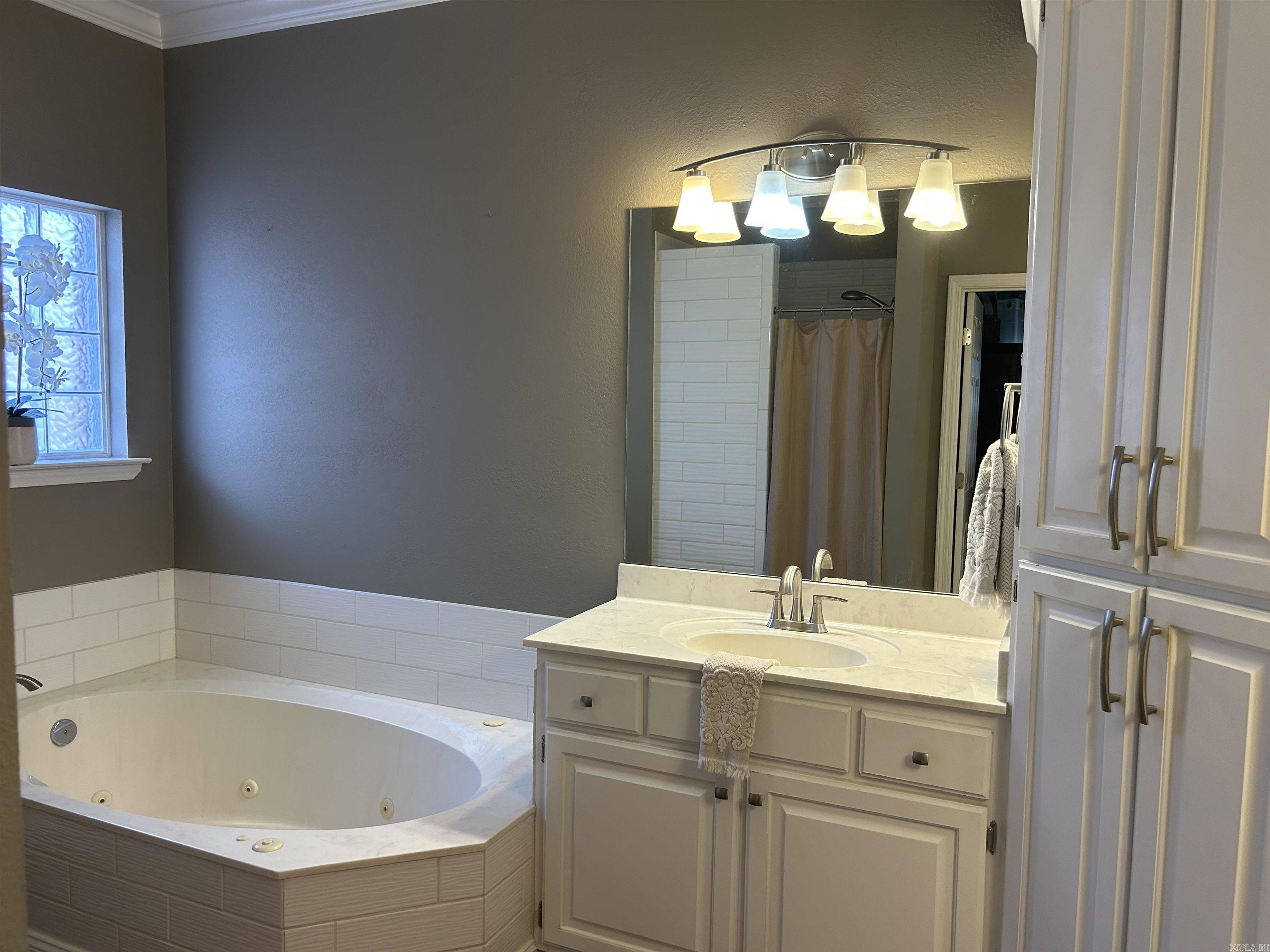 EDGEWATER ADDN - Residential