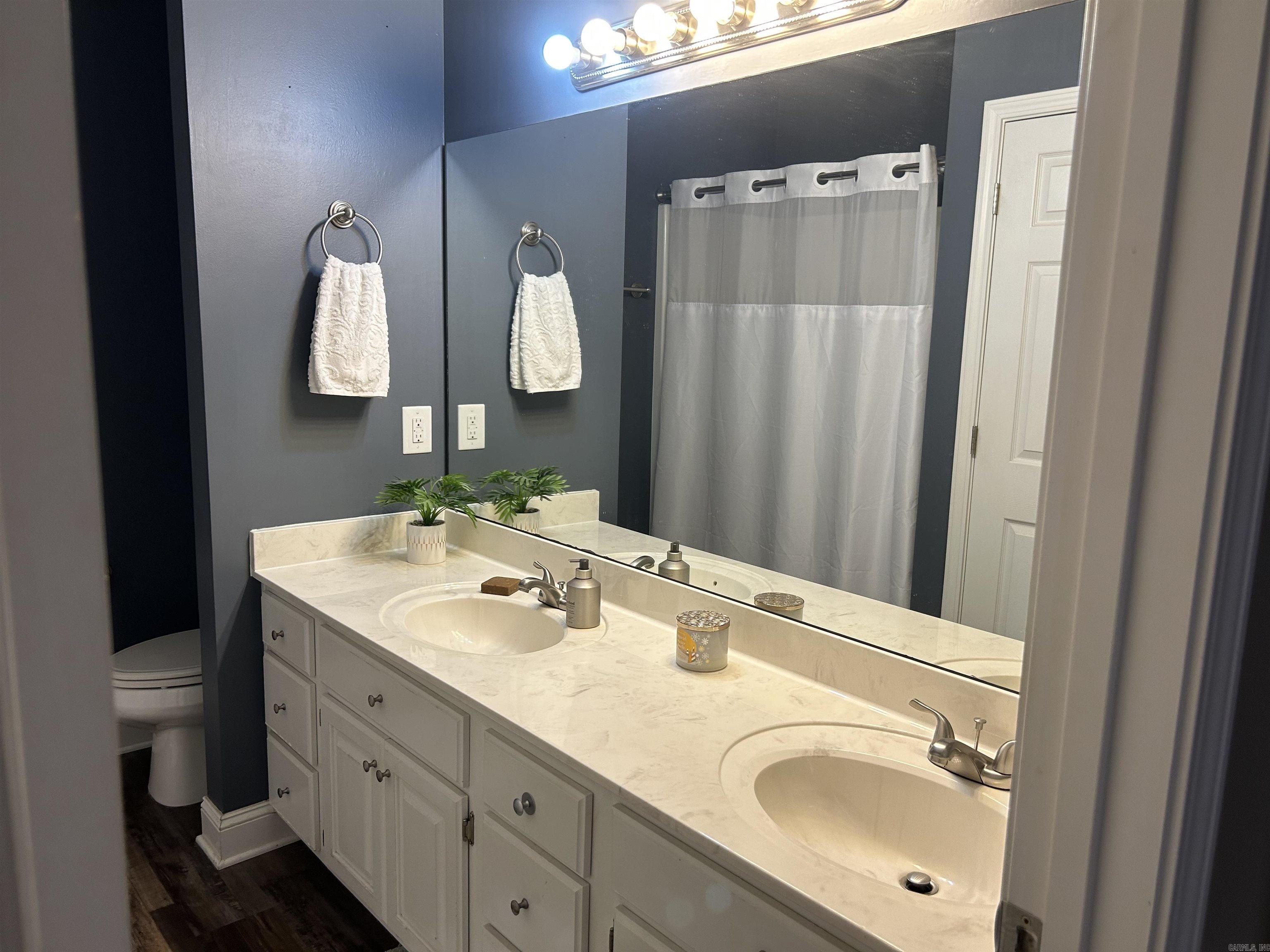 EDGEWATER ADDN - Residential