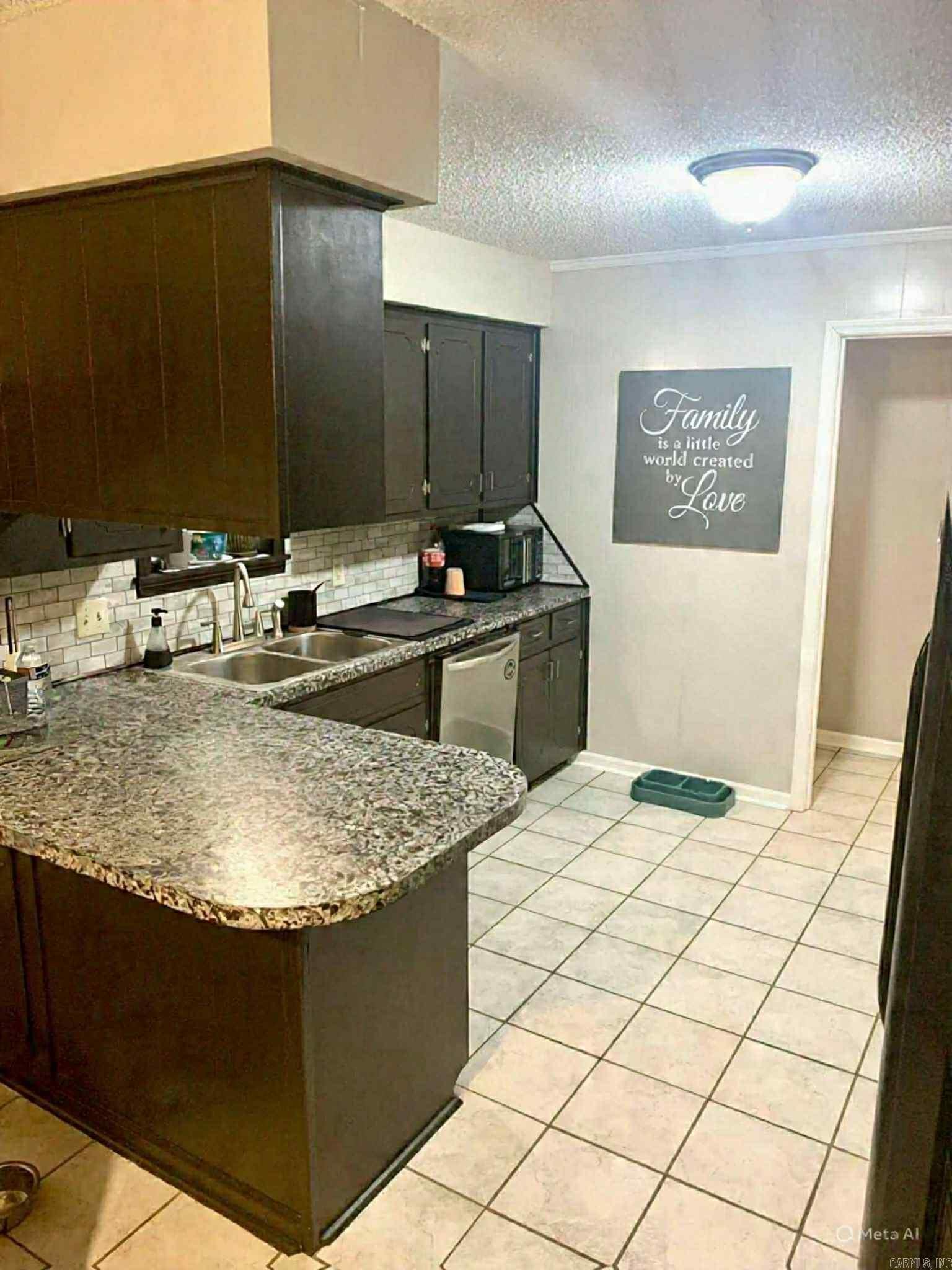 NORTHRIDGE SUBD - Residential