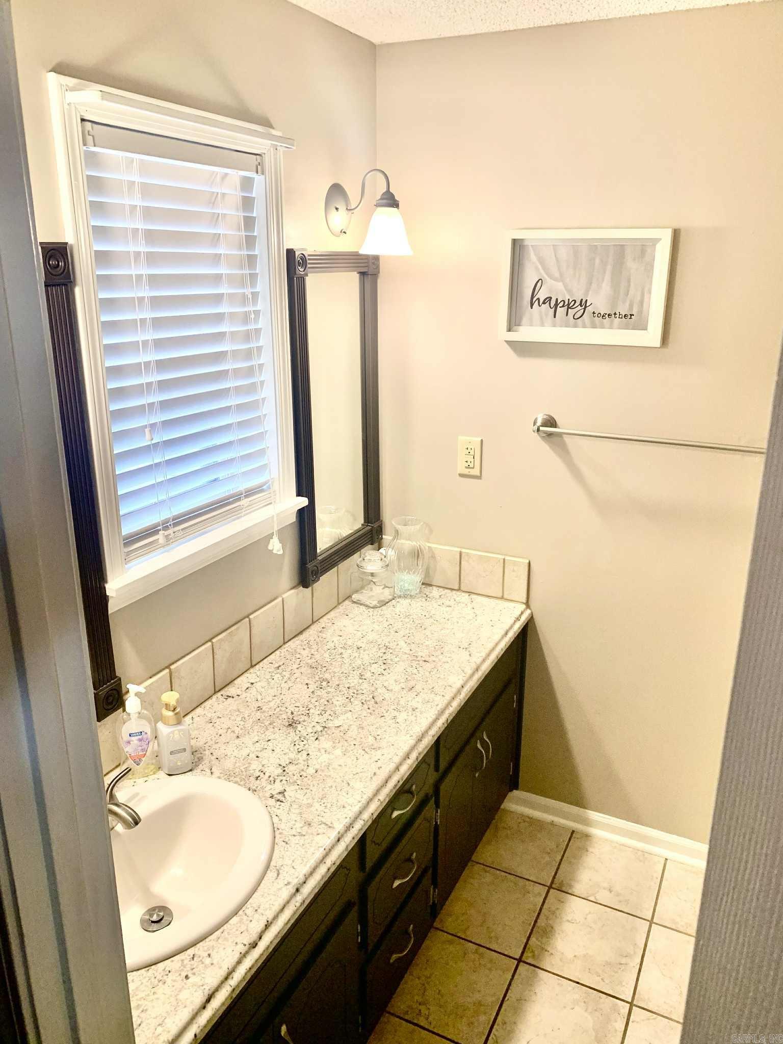 NORTHRIDGE SUBD - Residential