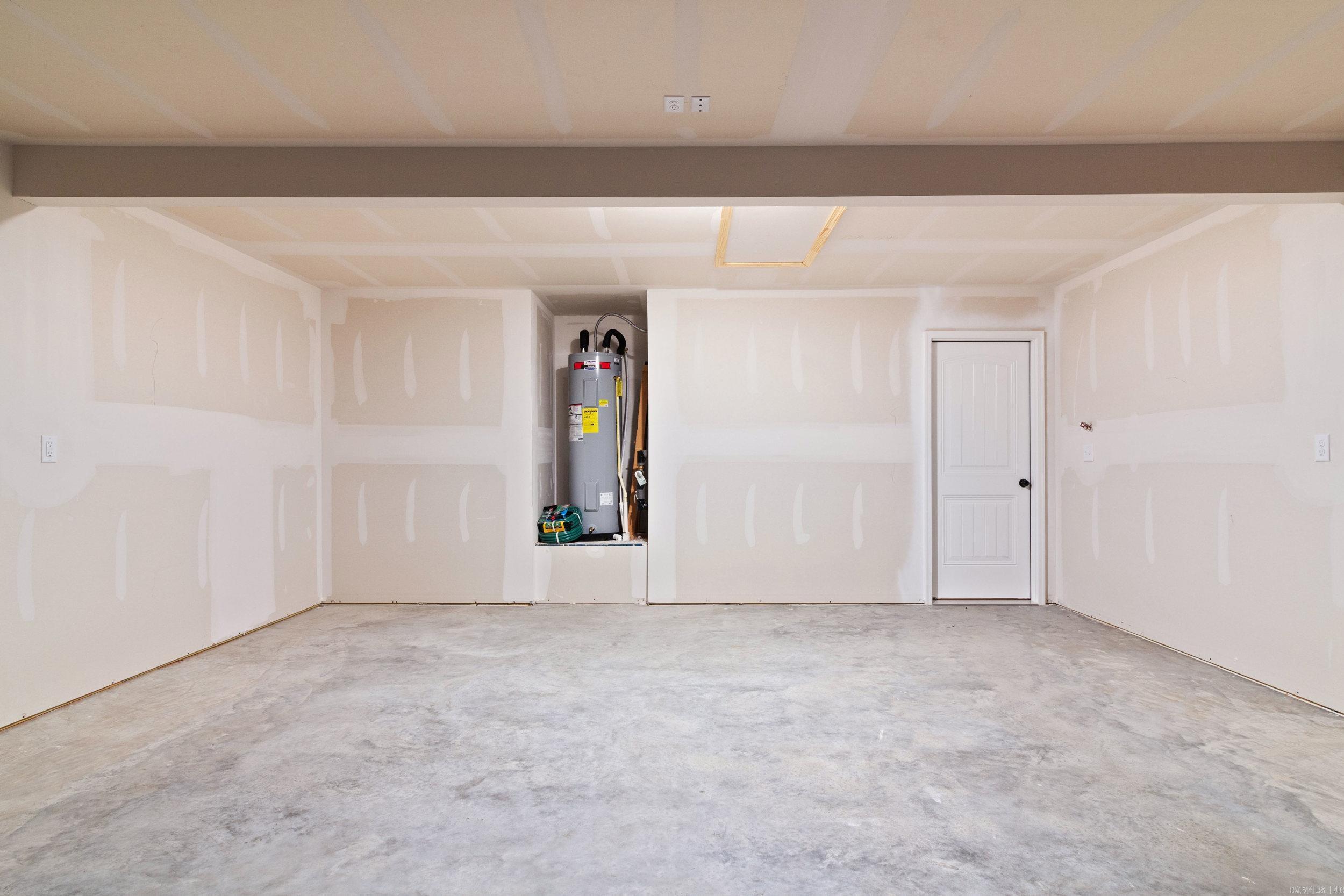 HILLDALE CROSSING - Residential