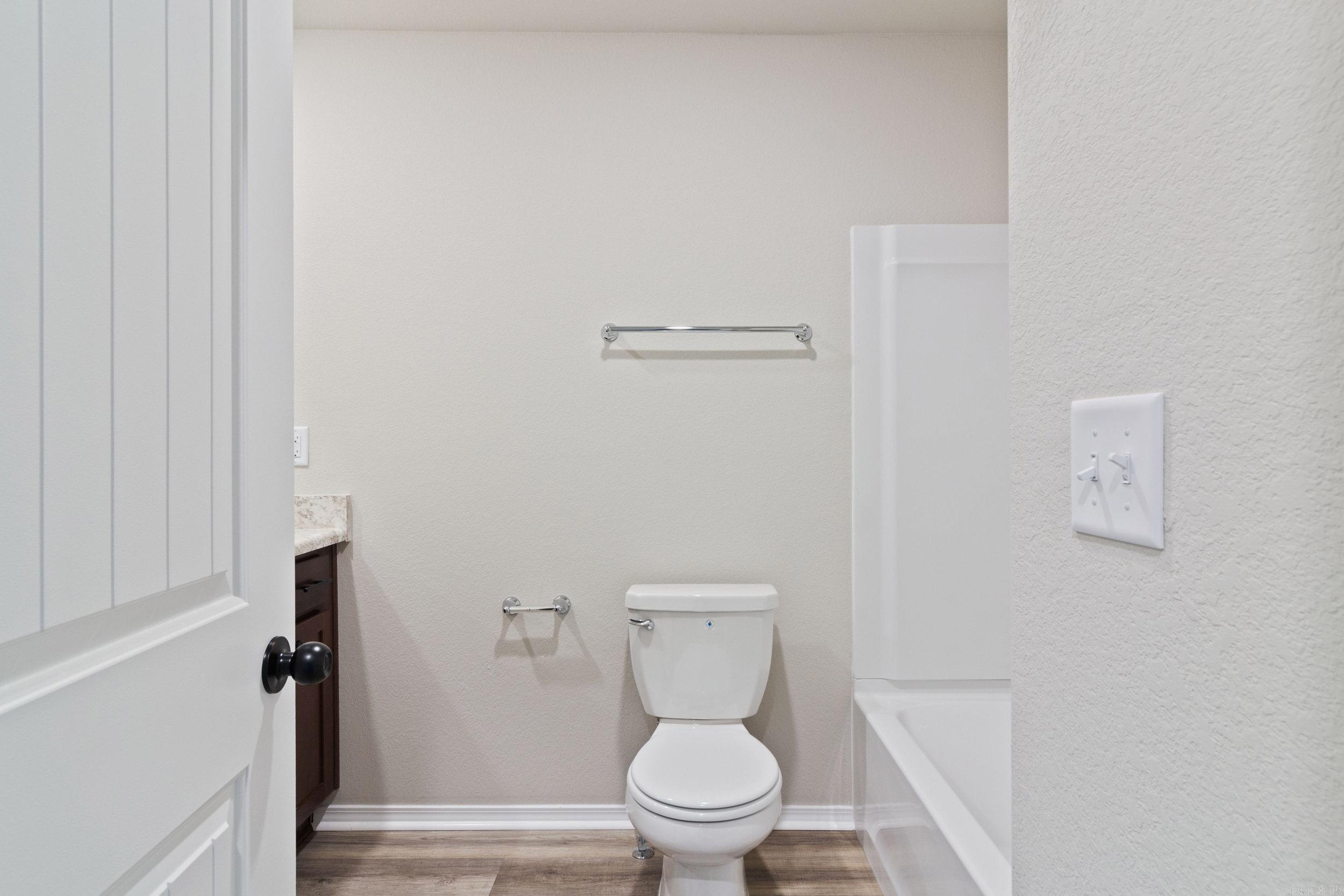 HILLDALE CROSSING - Residential