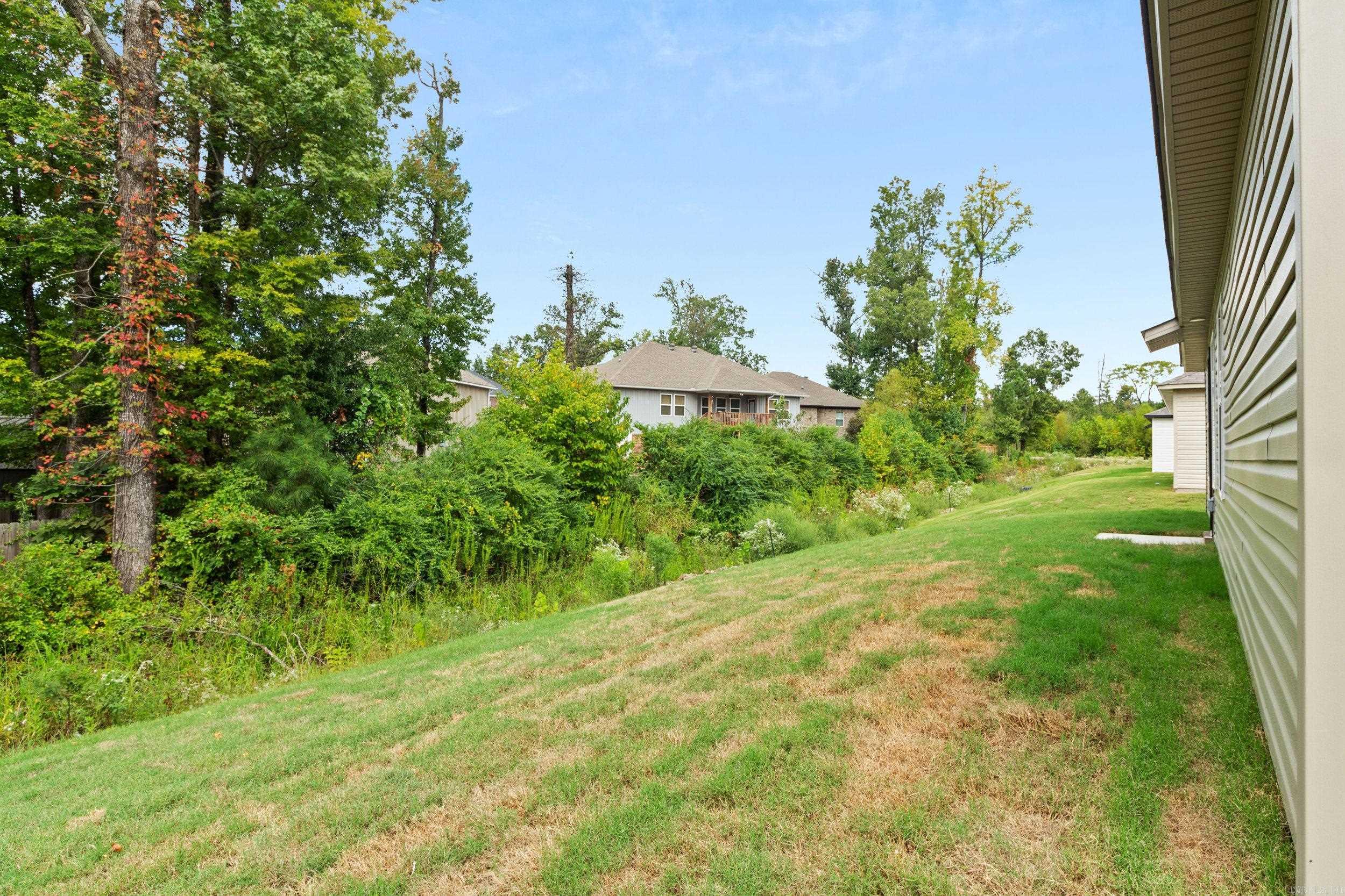 HILLDALE CROSSING - Residential