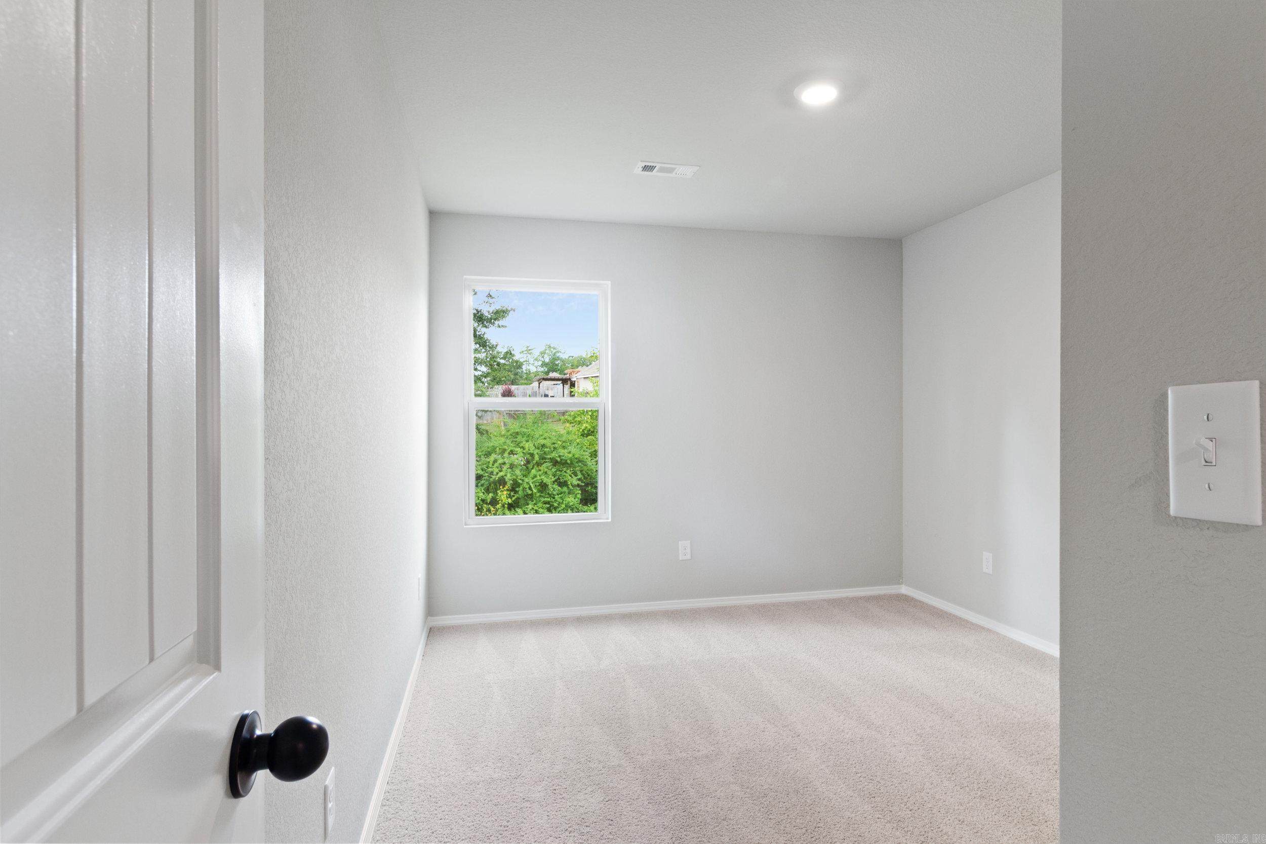 HILLDALE CROSSING - Residential