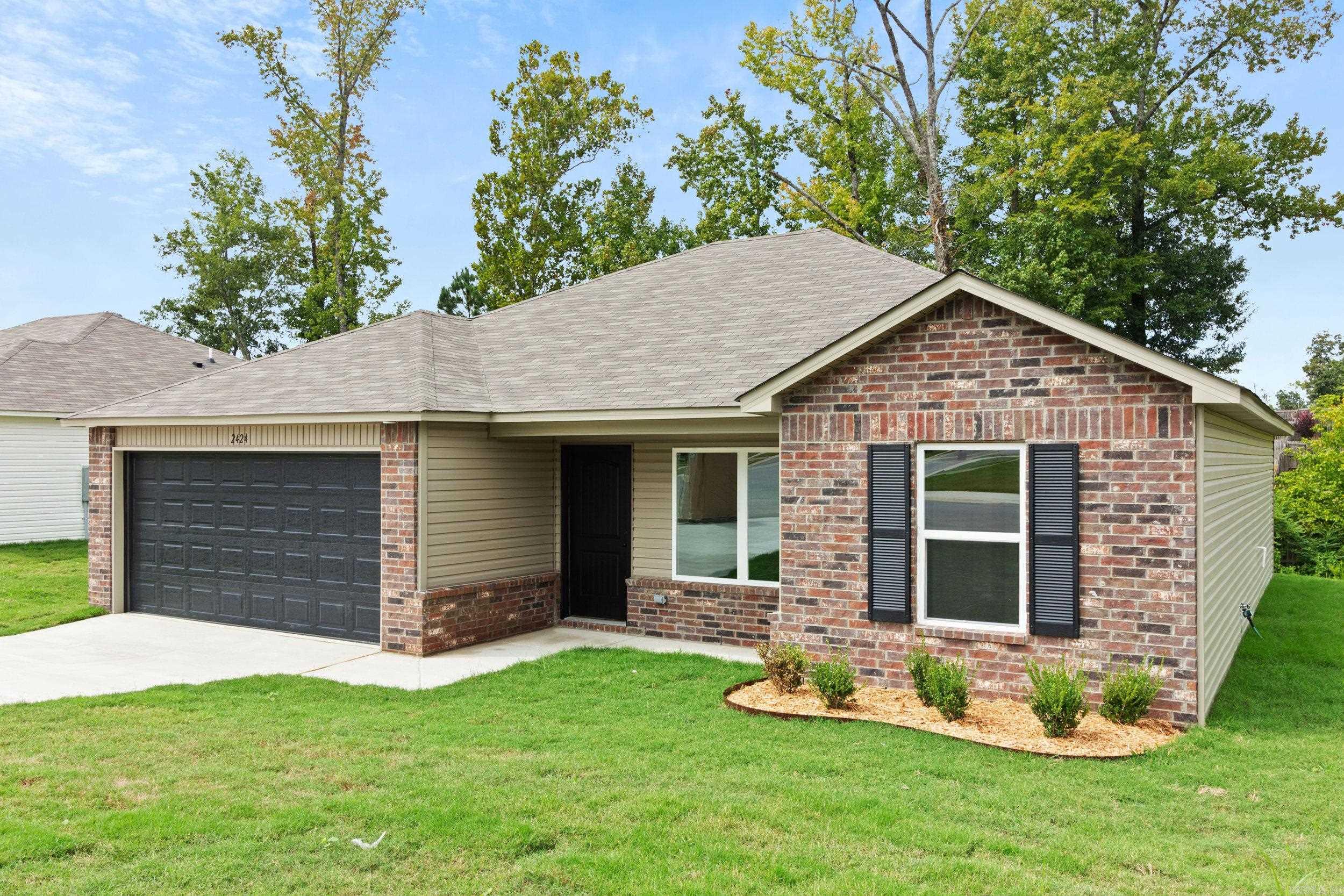 HILLDALE CROSSING - Residential