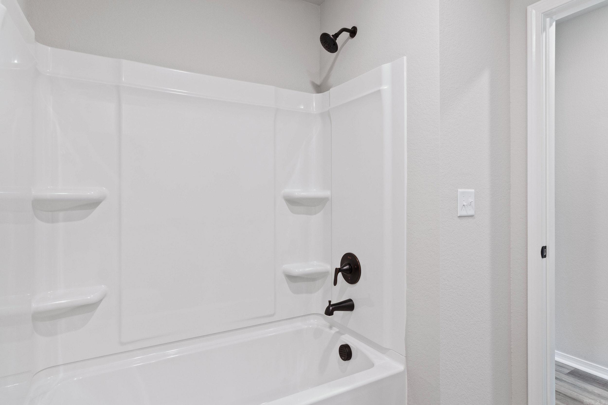 HILLDALE CROSSING - Residential