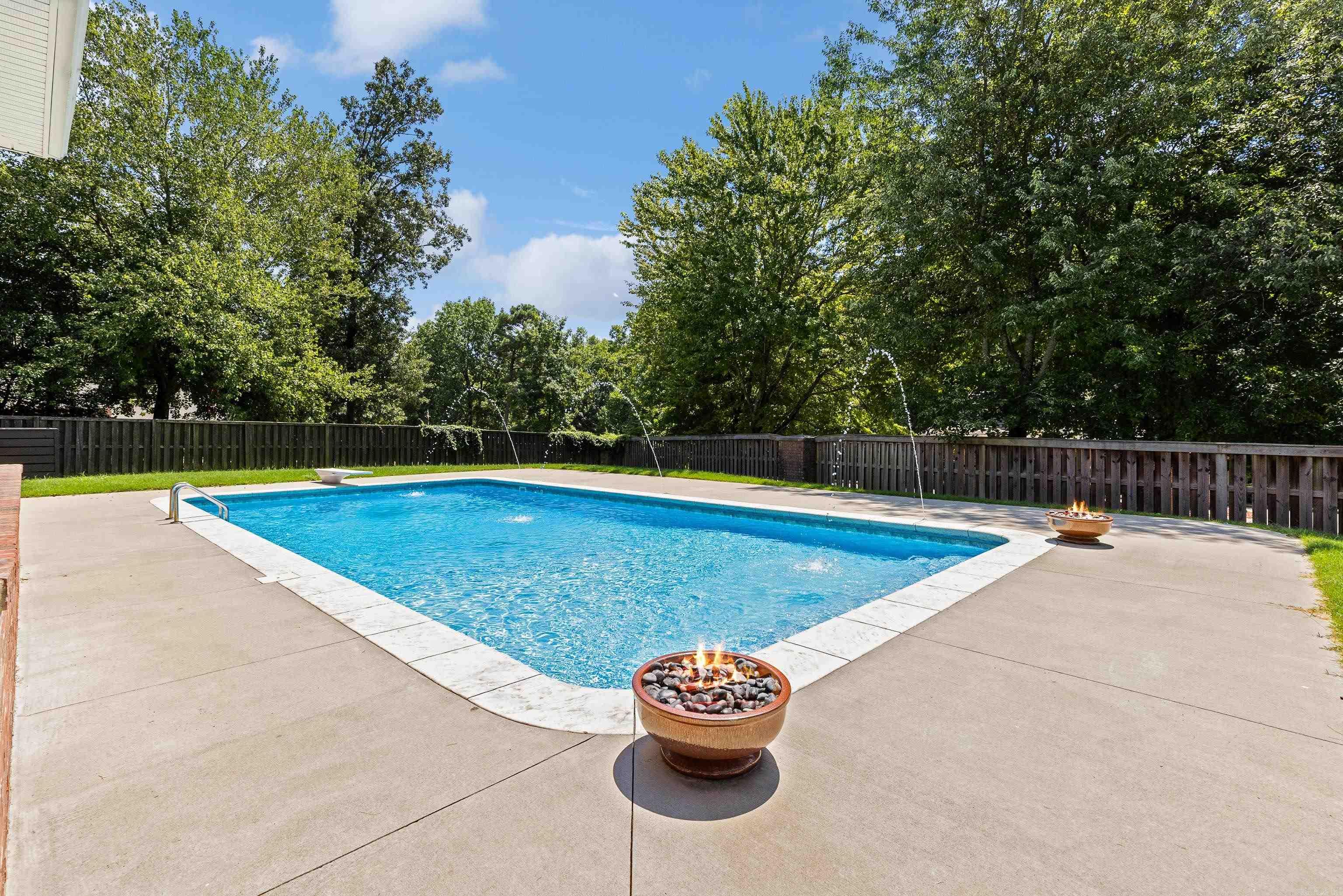 HURRICANE LAKE EST - Residential