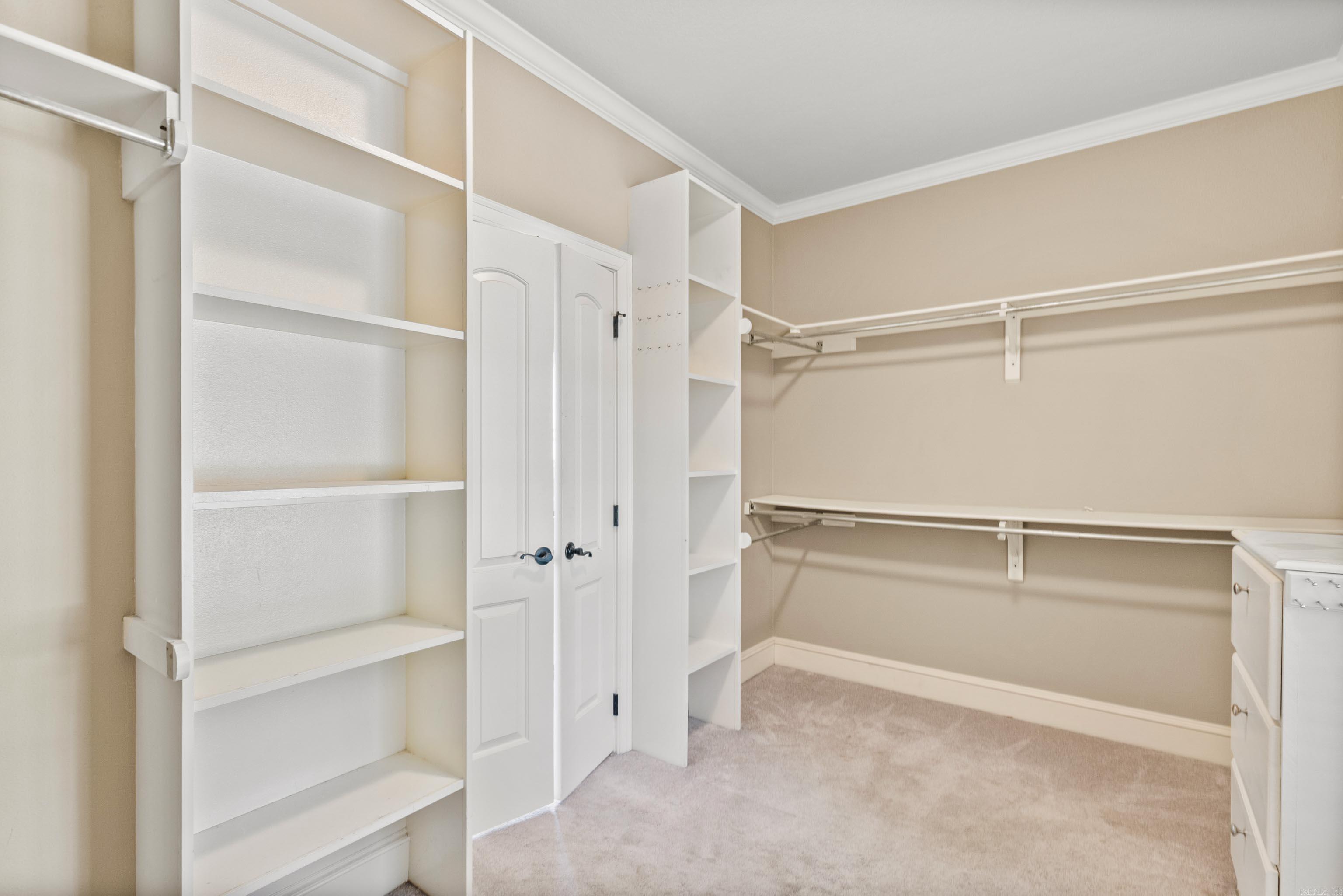 HURRICANE LAKE EST - Residential