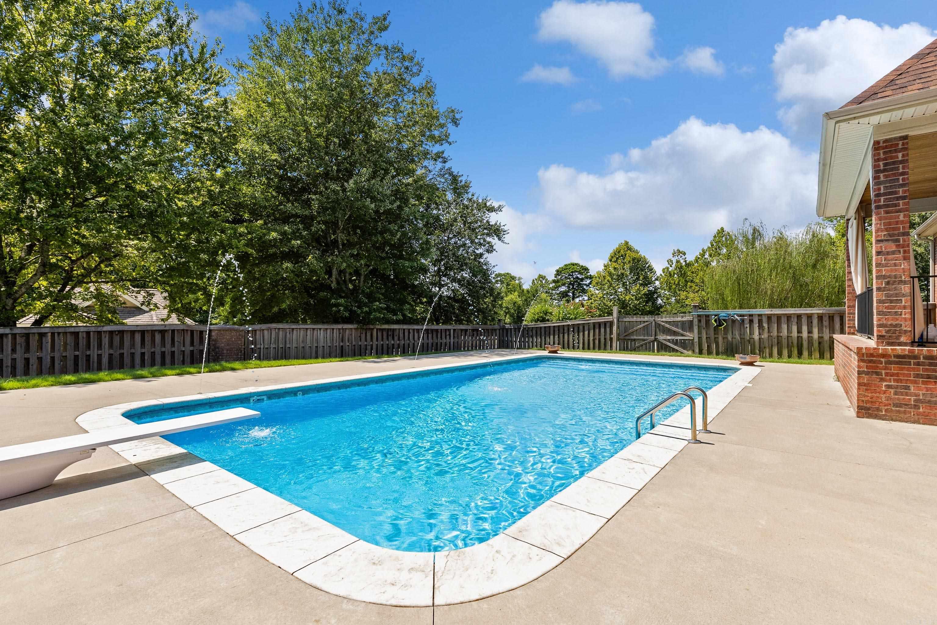 HURRICANE LAKE EST - Residential