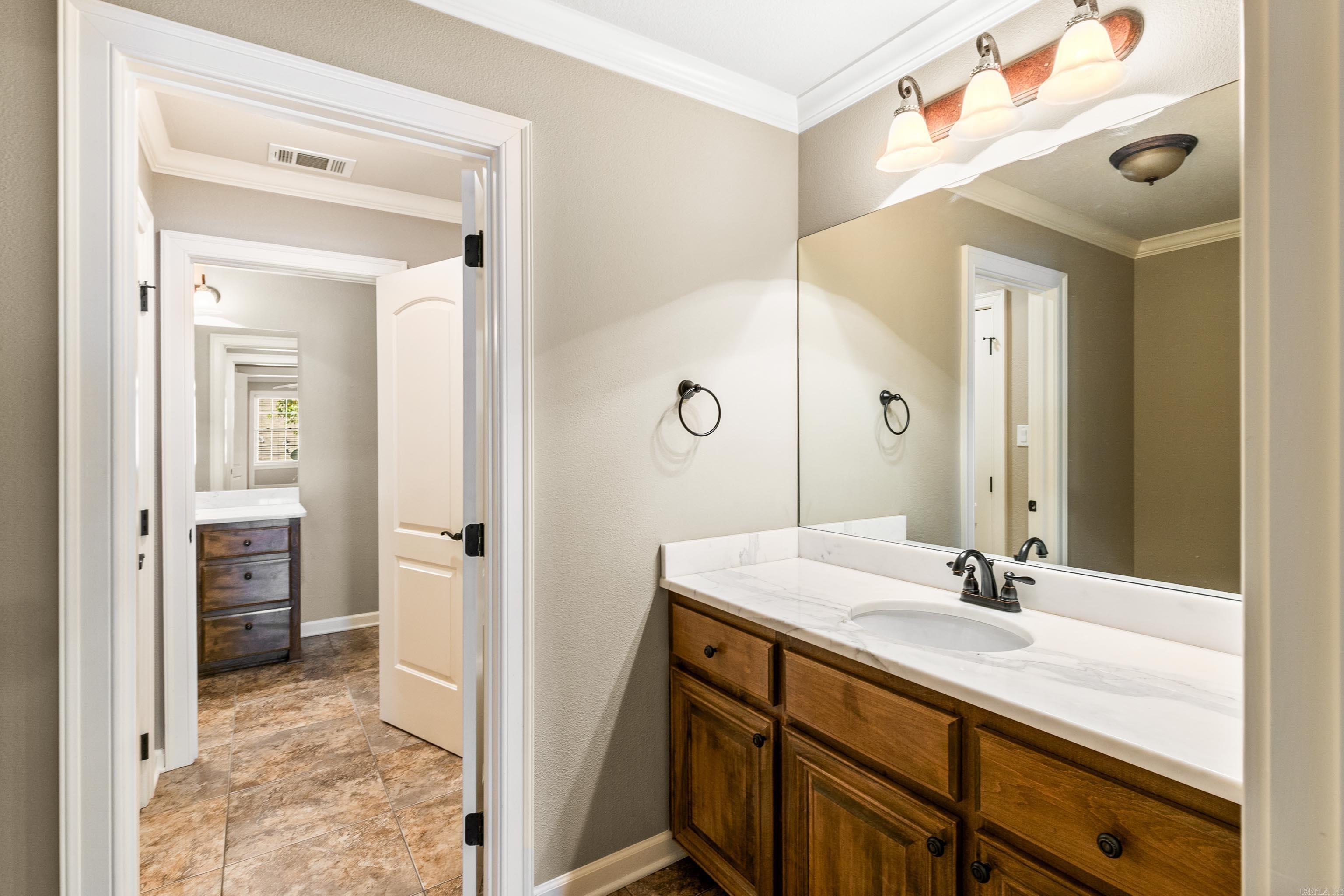 HURRICANE LAKE EST - Residential