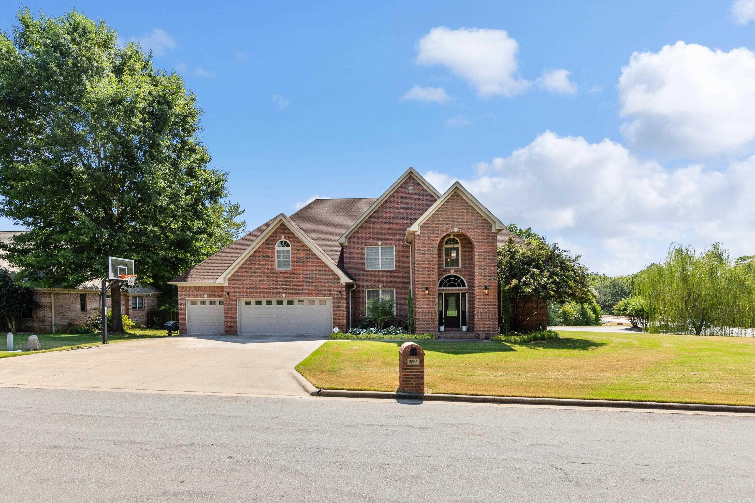 HURRICANE LAKE EST - Residential