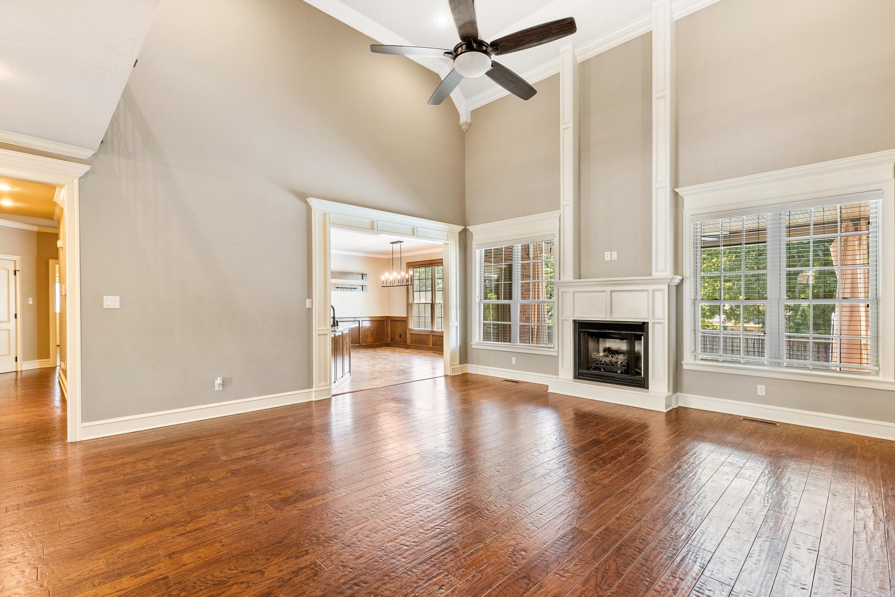 HURRICANE LAKE EST - Residential