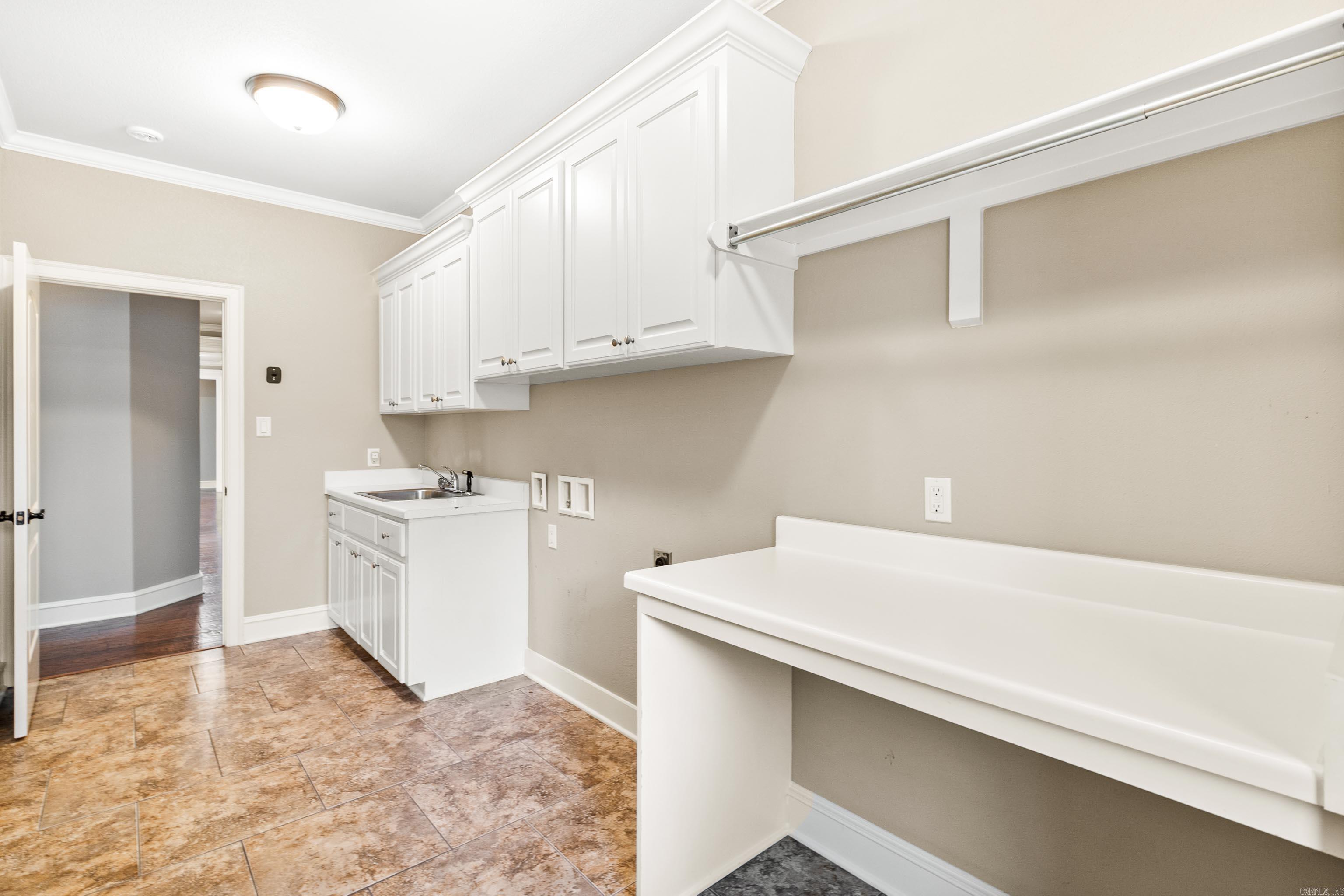 HURRICANE LAKE EST - Residential