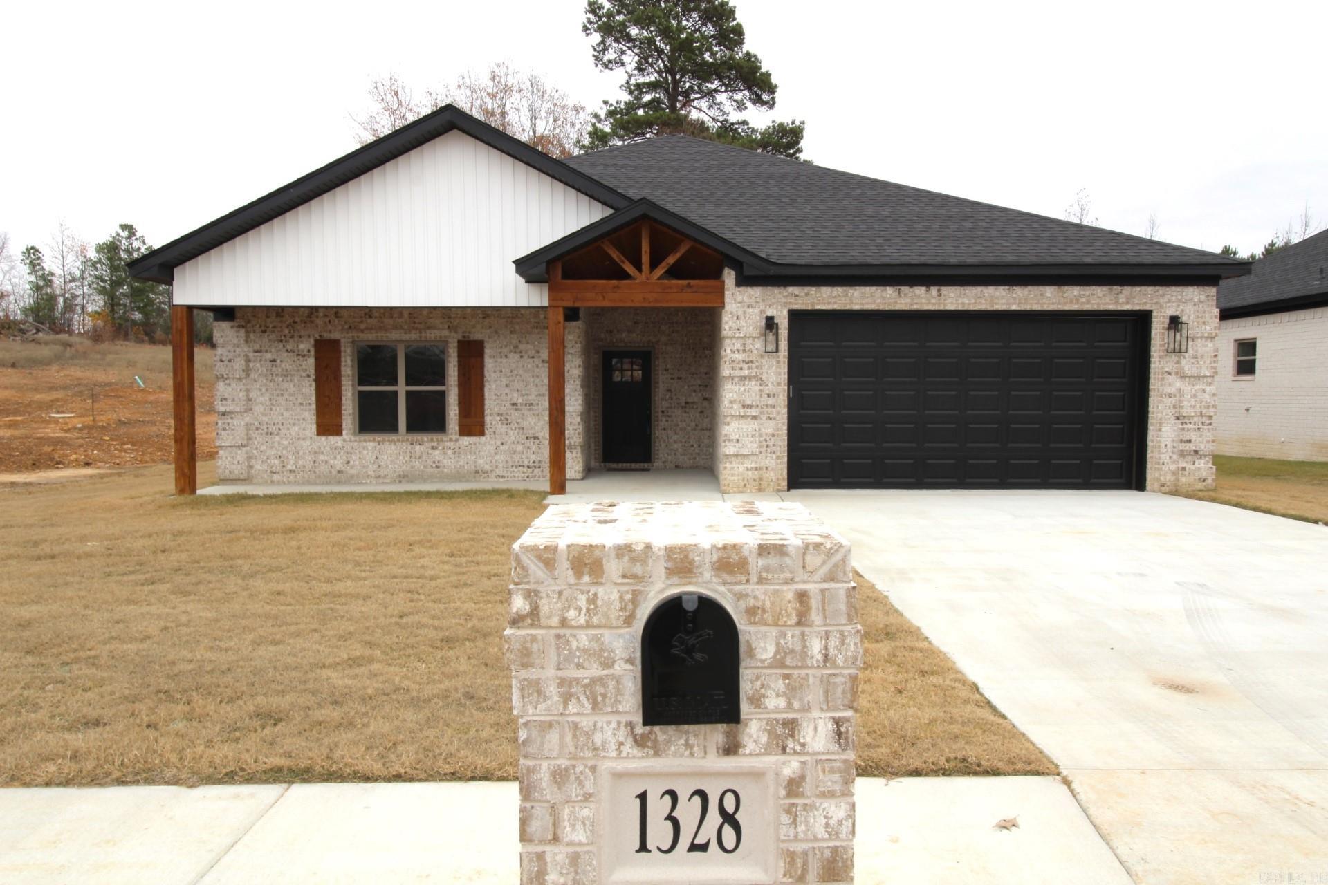 KNOTTING HILL PH1 - Residential