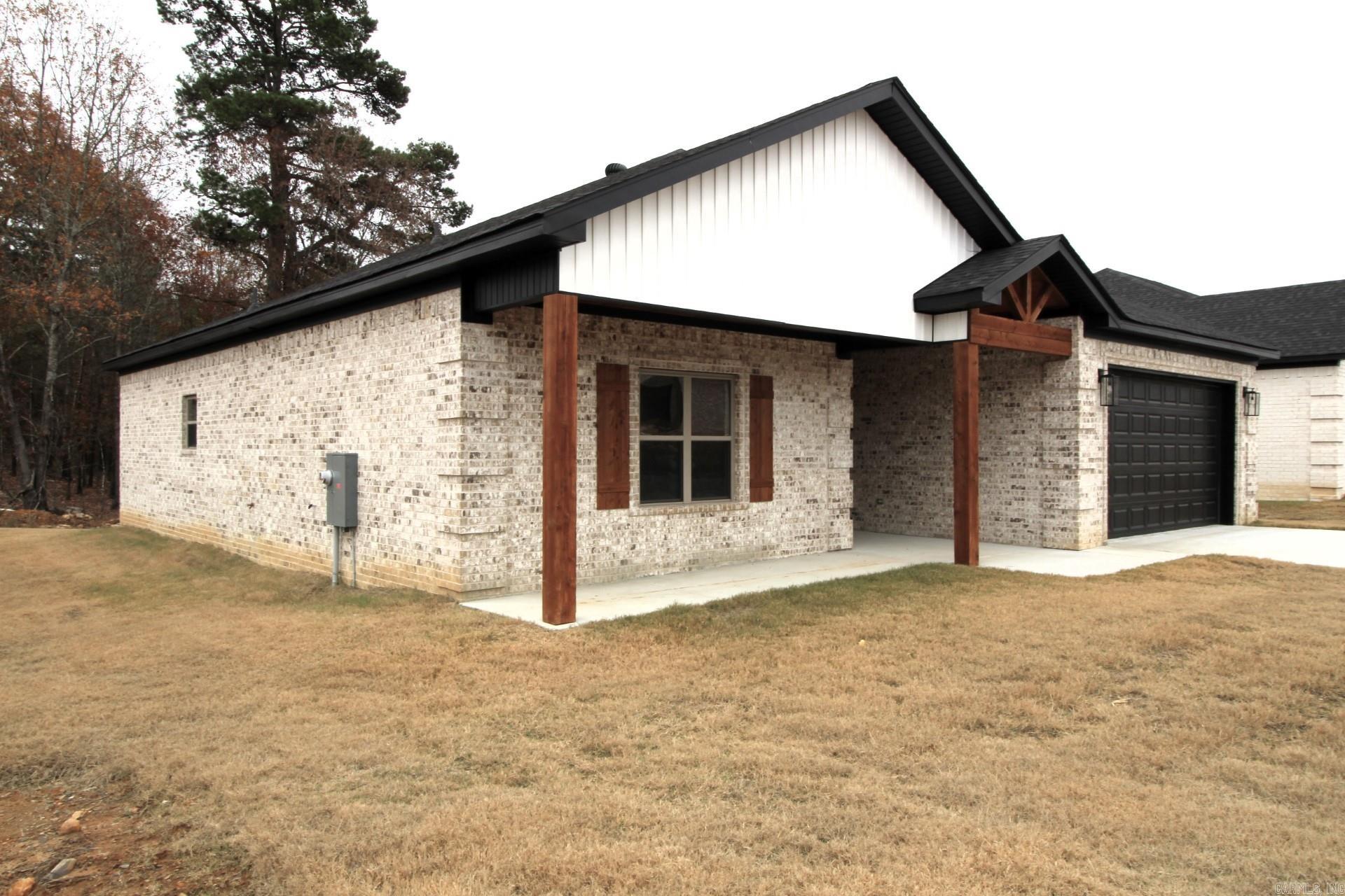 KNOTTING HILL PH1 - Residential