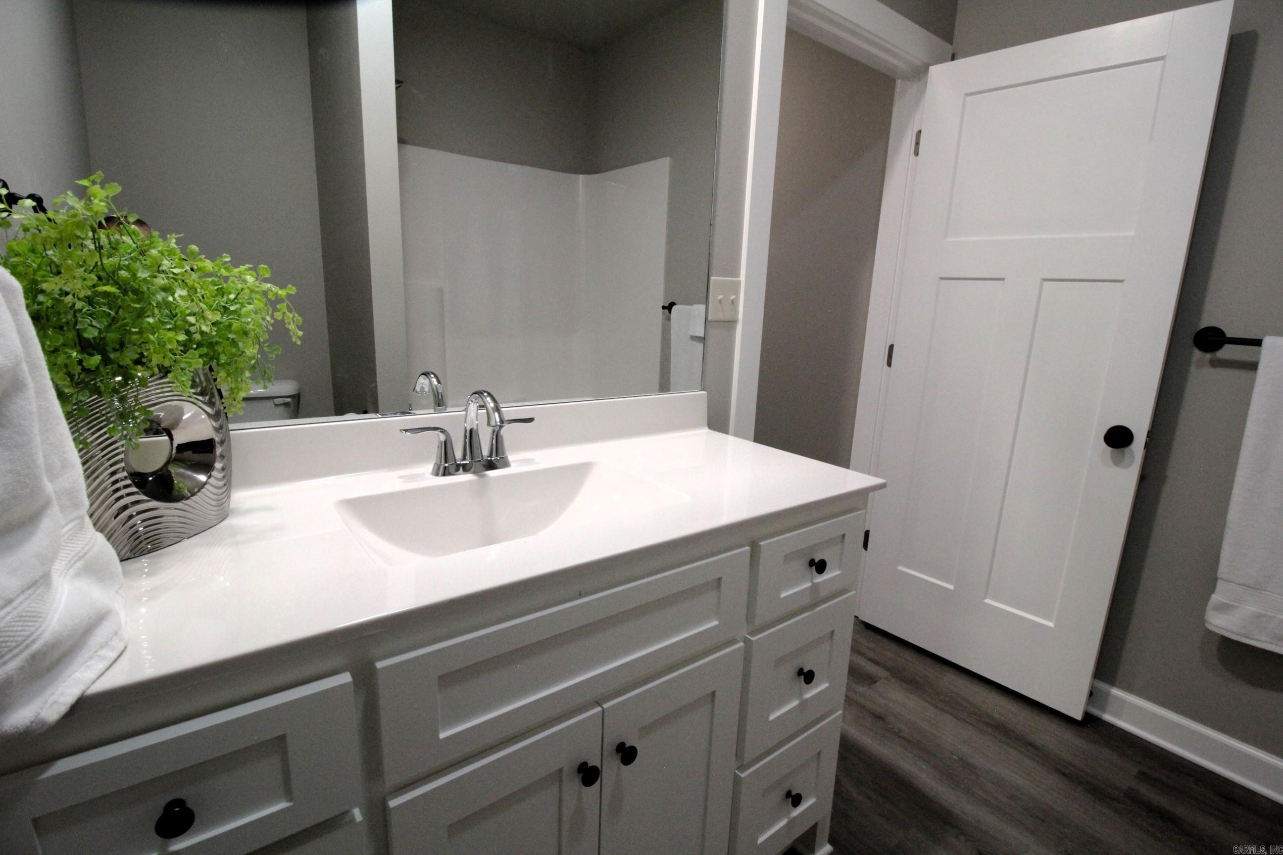 KNOTTING HILL PH1 - Residential