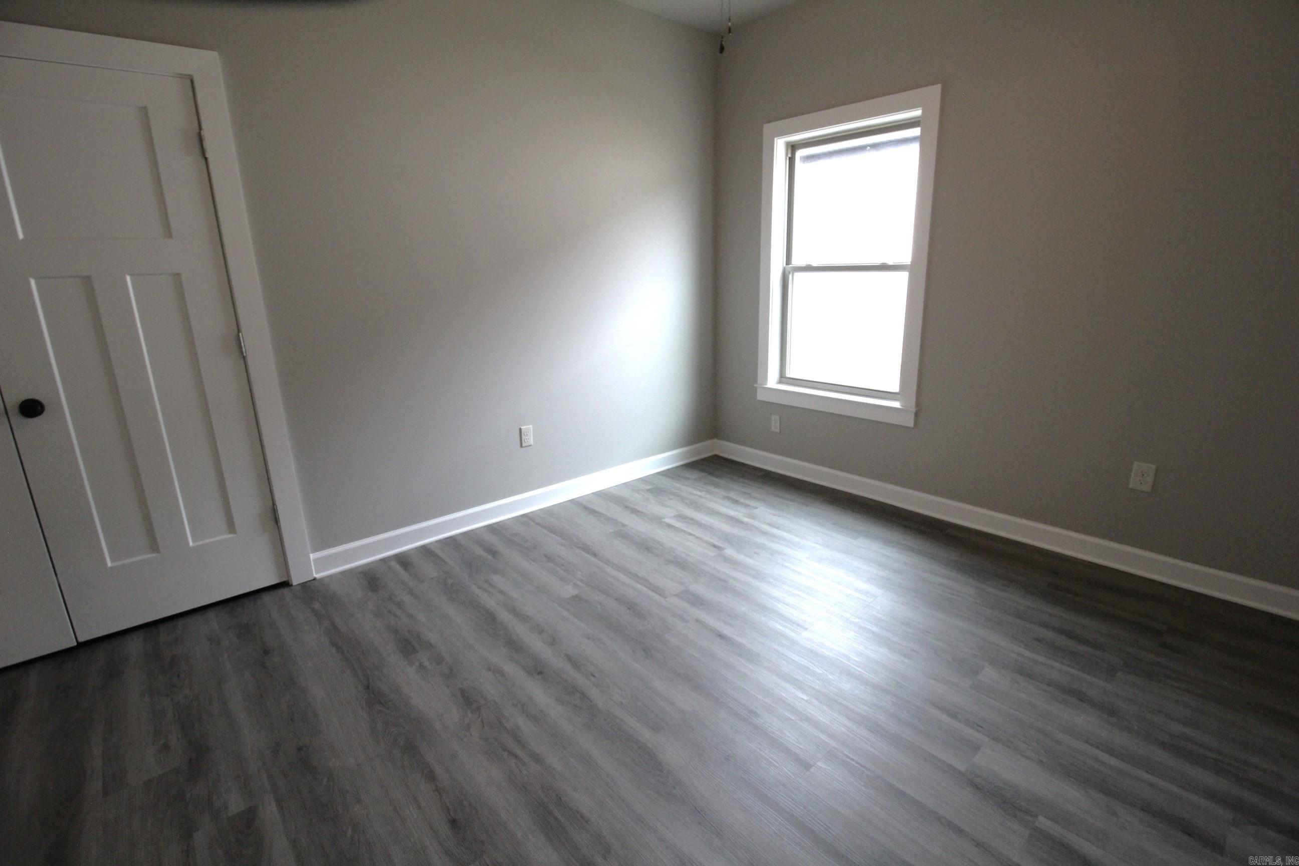 KNOTTING HILL PH1 - Residential