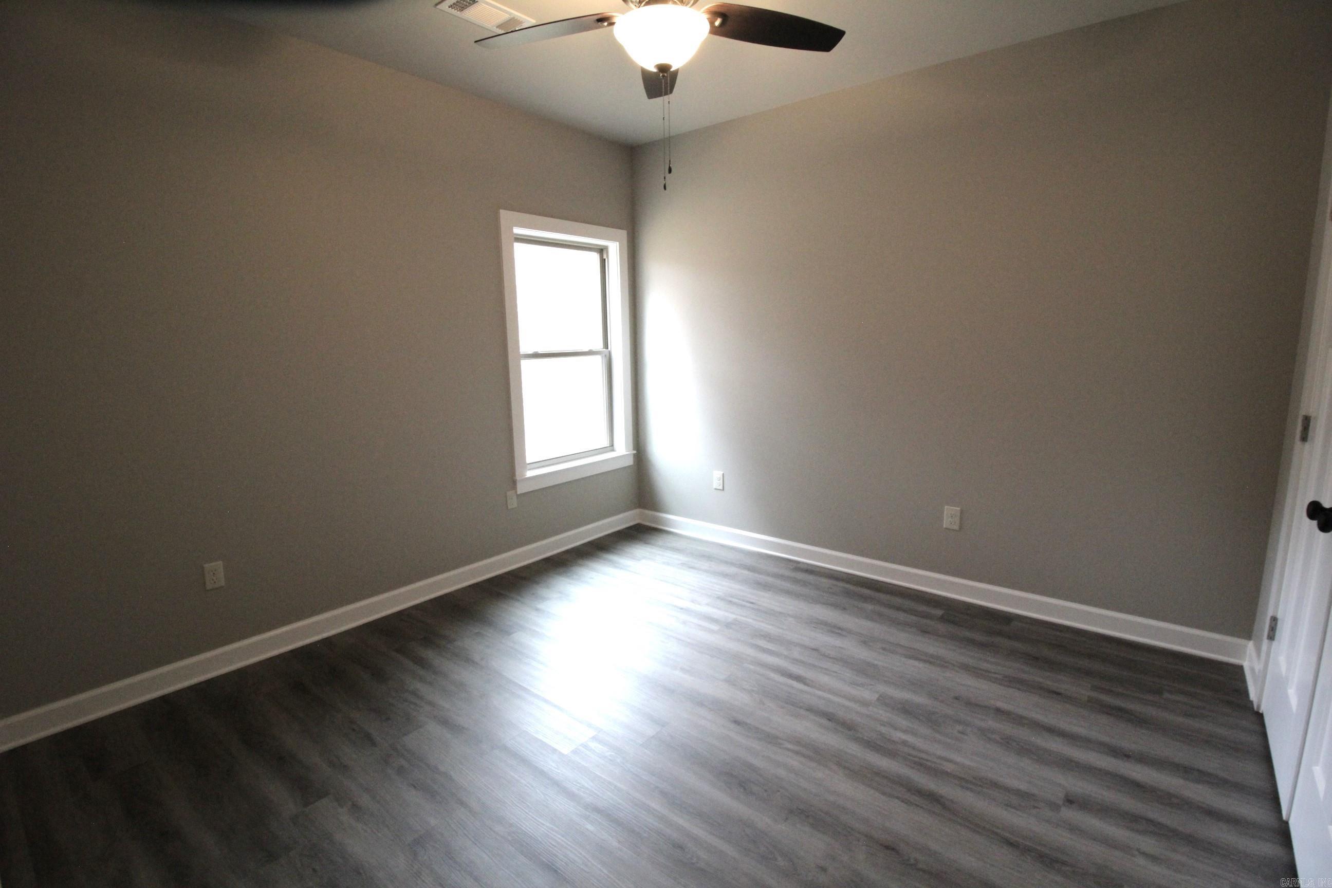 KNOTTING HILL PH1 - Residential