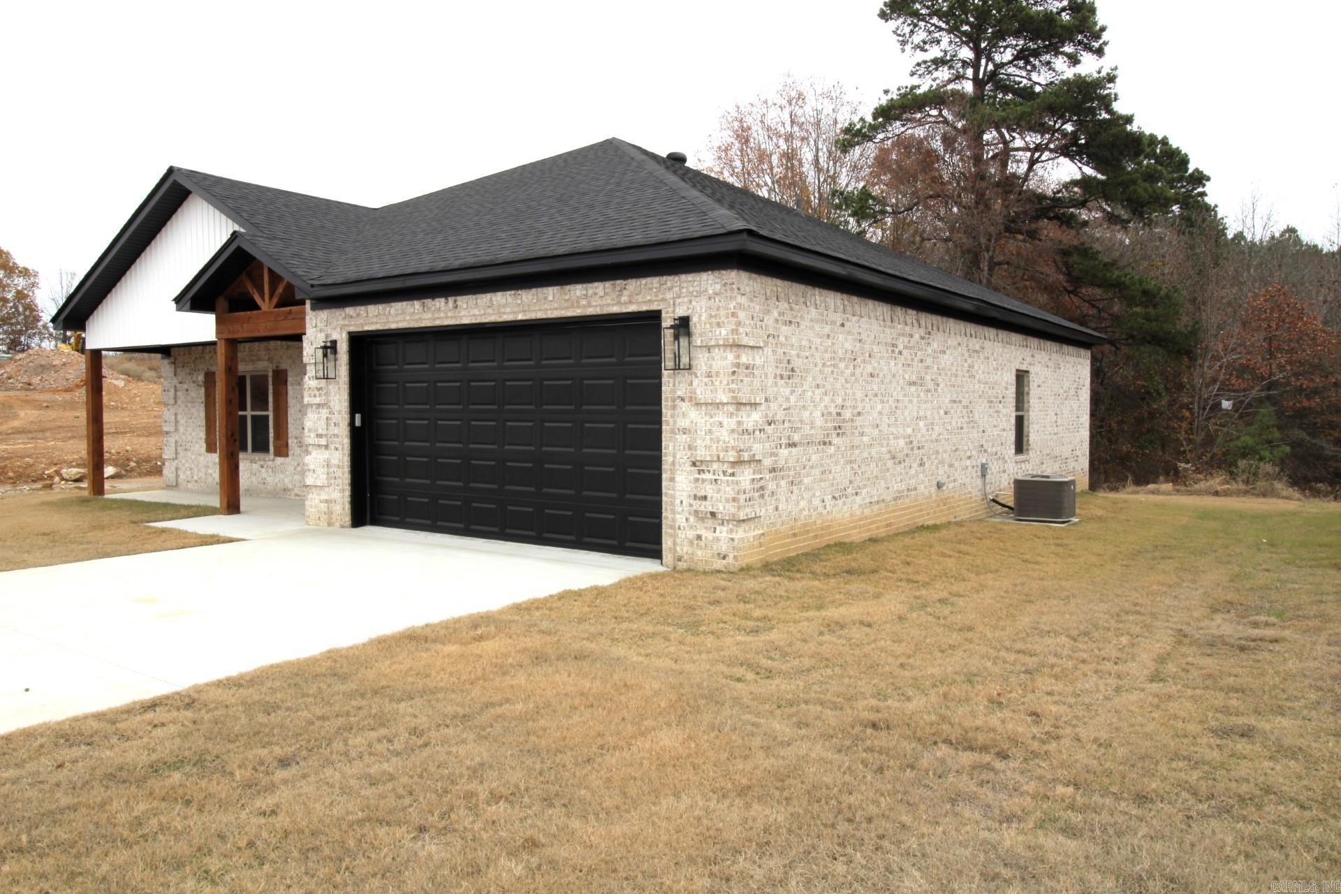 KNOTTING HILL PH1 - Residential