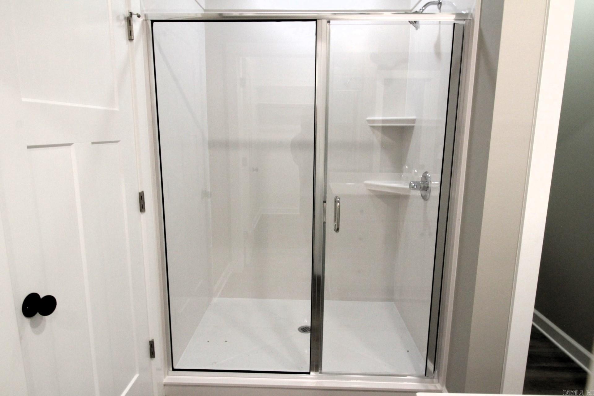 KNOTTING HILL PH1 - Residential