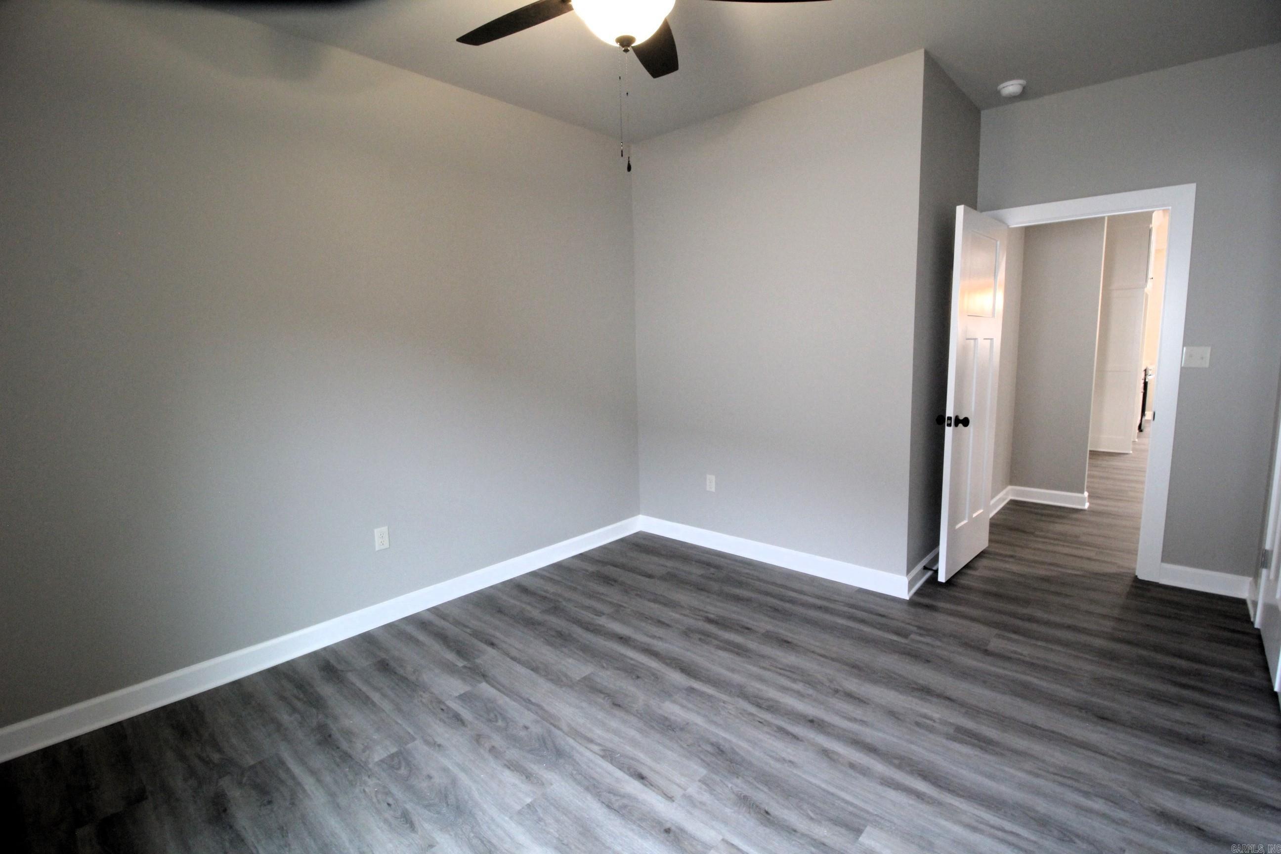 KNOTTING HILL PH1 - Residential