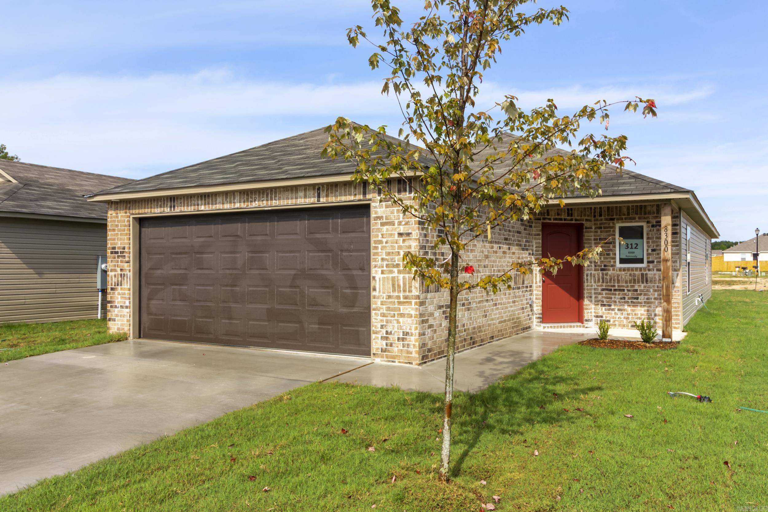 COUNTRY CLUB OF ARK THE - Residential