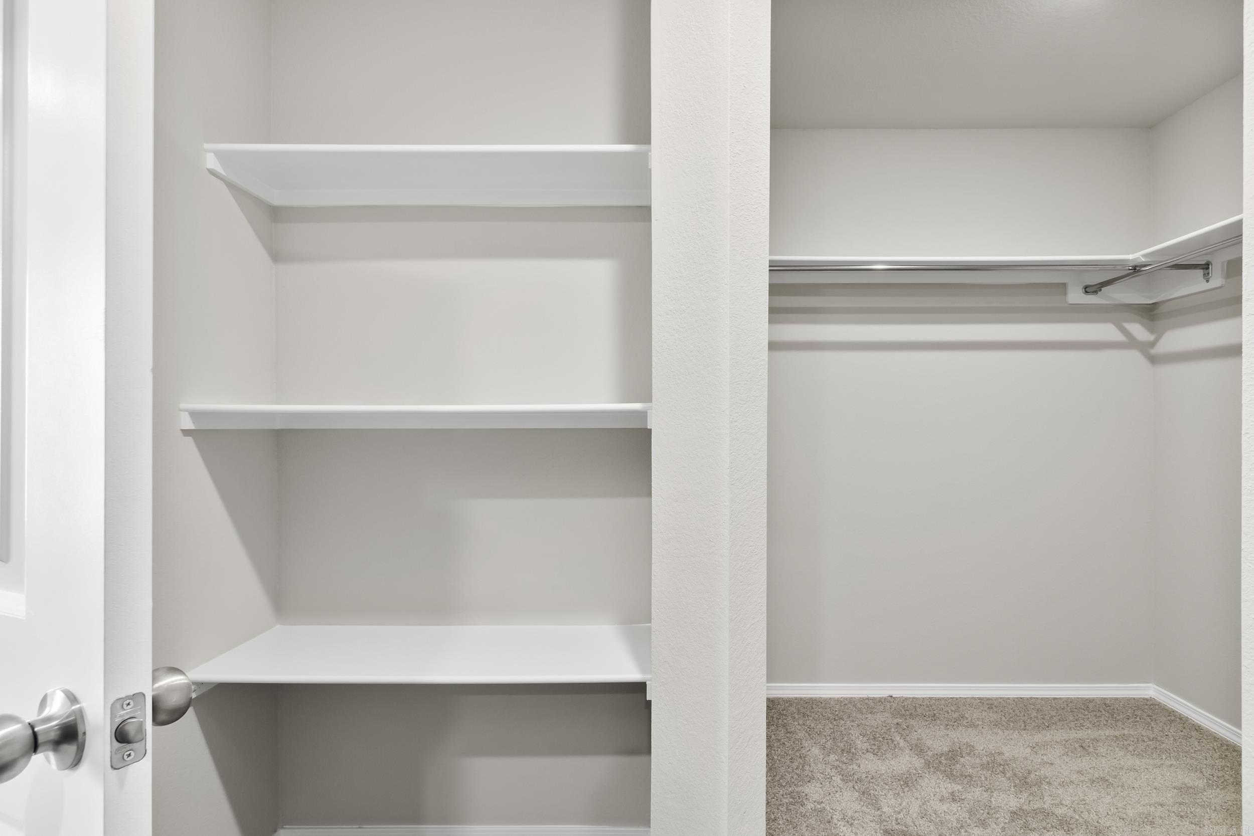 COUNTRY CLUB OF ARK THE - Residential