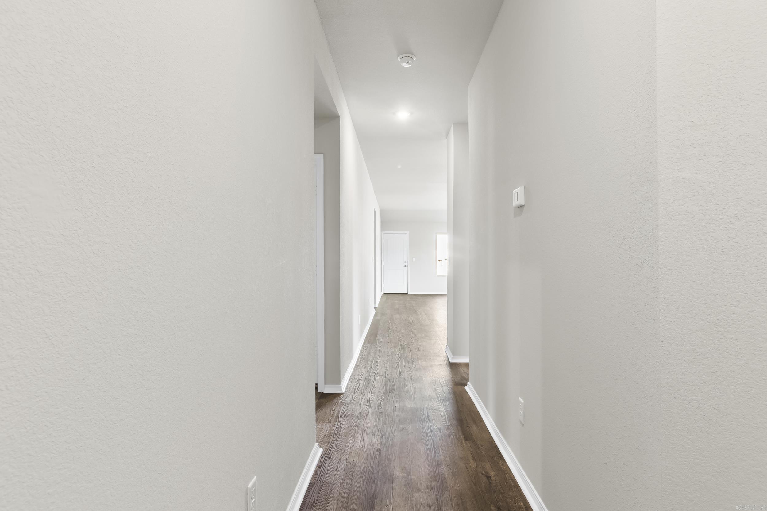 COUNTRY CLUB OF ARK THE - Residential