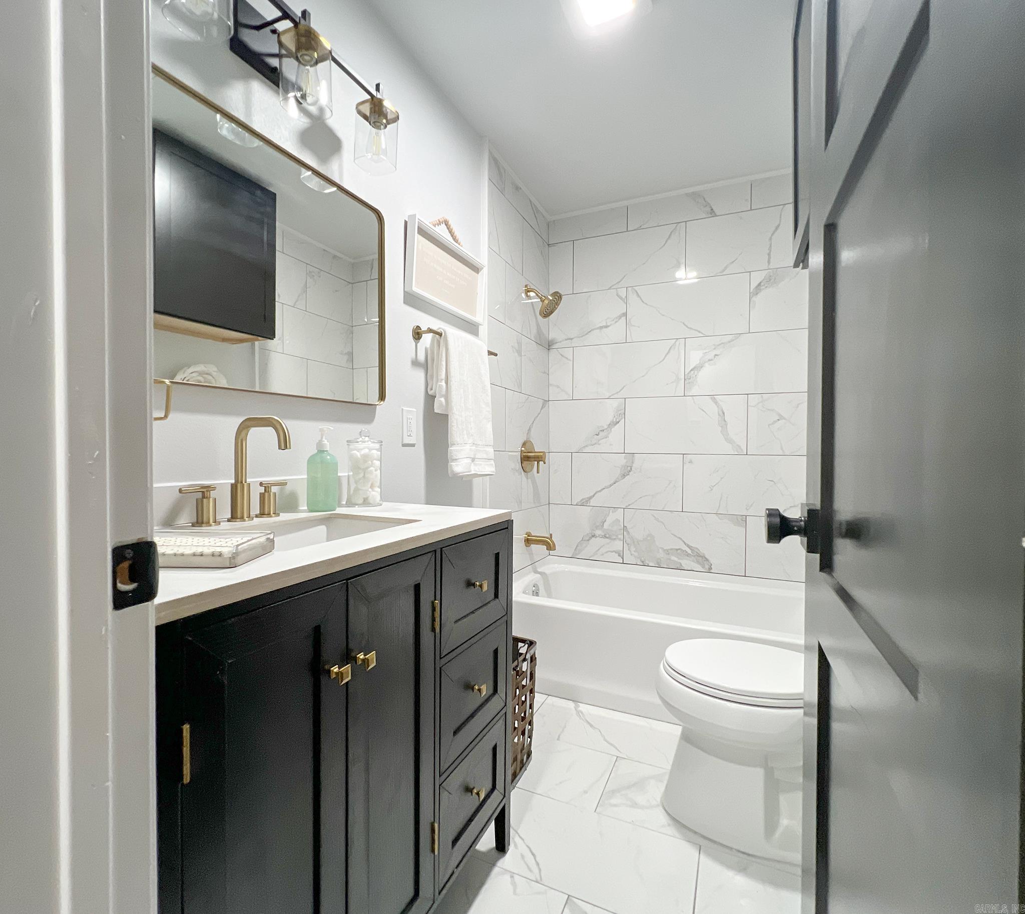 EAST HILL ADD'N - Residential