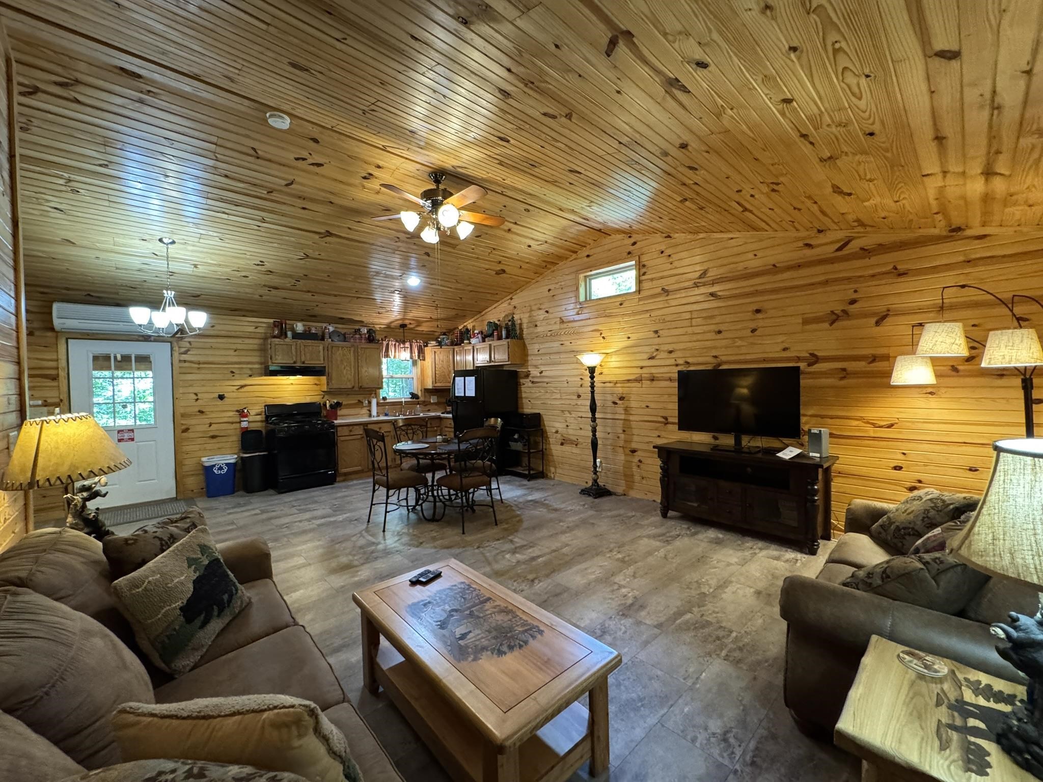 Escape to the serenity of nature in this charming cabin, featuring a great room floor plan in the Woods near the picturesque Buffalo River! Nestled on 17 breathtaking wooded ac m/l, this idyllic retreat offers the perfect blend of tranquility and adventure. Immerse yourself in the stunning surroundings as you hike through lush forest trails, or float & fish in the crystal-clear Buffalo River, or simply relax on the cabin's spacious front & back decks. With its rustic charm and modern amenities, this cabin could be your home away from home. Experience the beauty of nature and create unforgettable memories. Currently used as a Very Popular Vacation Rental. Just in case youāre looking for an investment opportunity. Call to set up your showing appointment today!