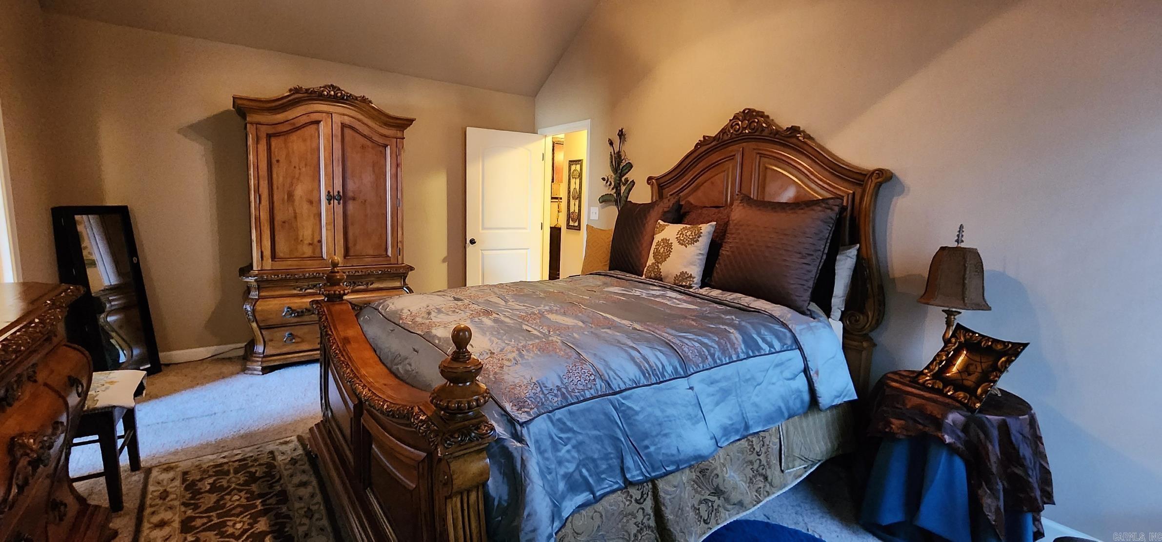 OAK GLENN - Residential