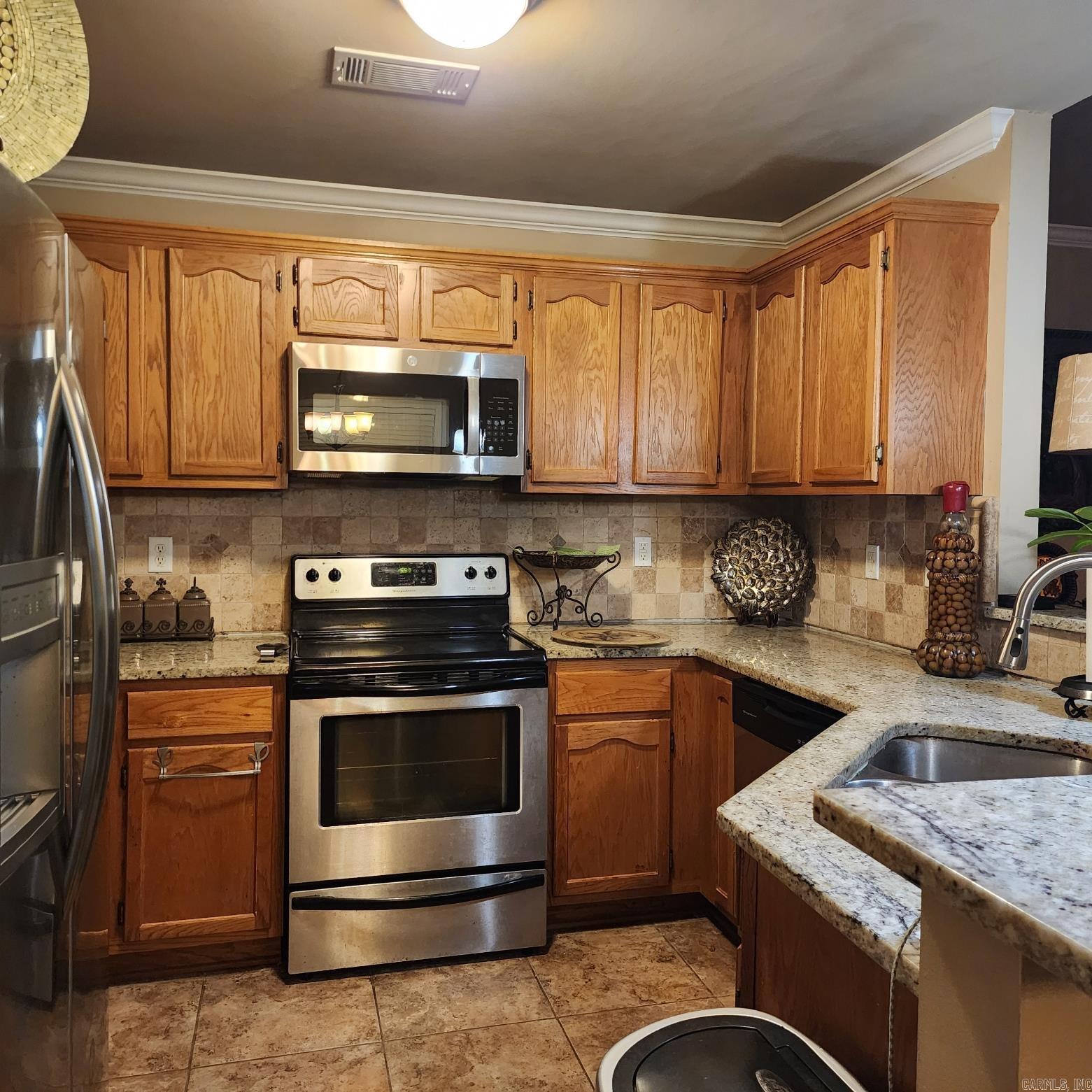 OAK GLENN - Residential