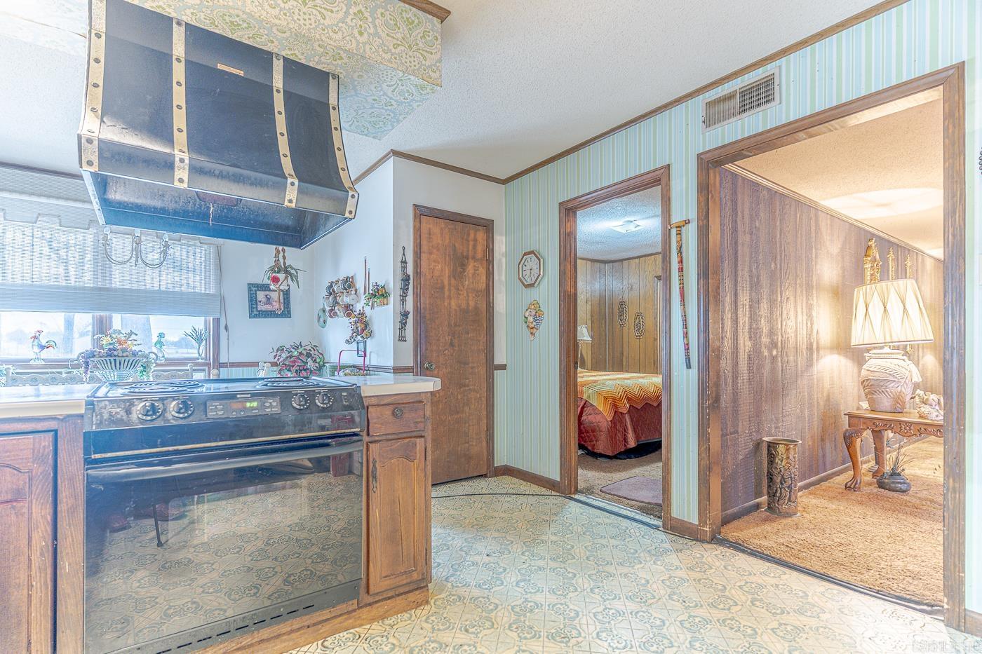 TRUMAN ACREAGE - Residential