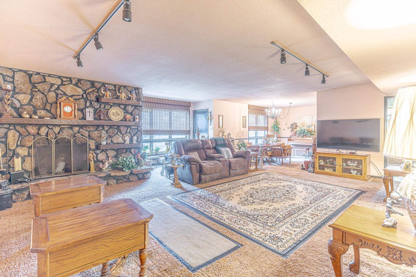 TRUMAN ACREAGE - Residential