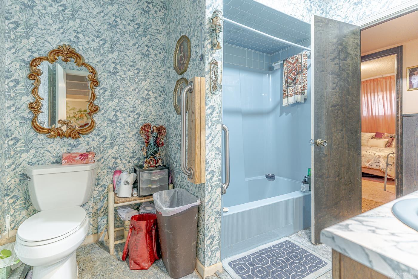 TRUMAN ACREAGE - Residential