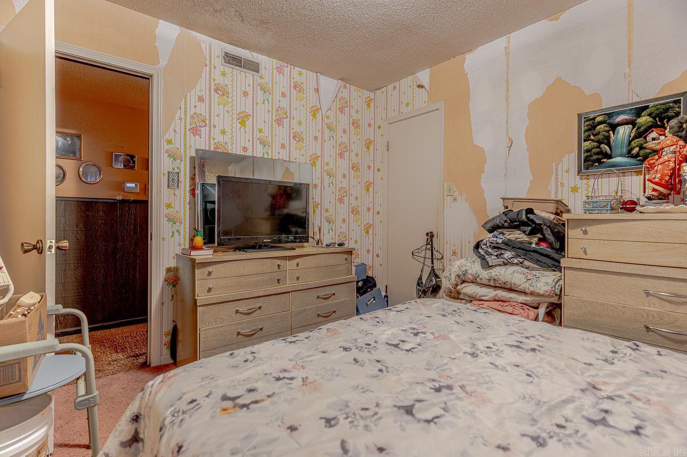 TRUMAN ACREAGE - Residential