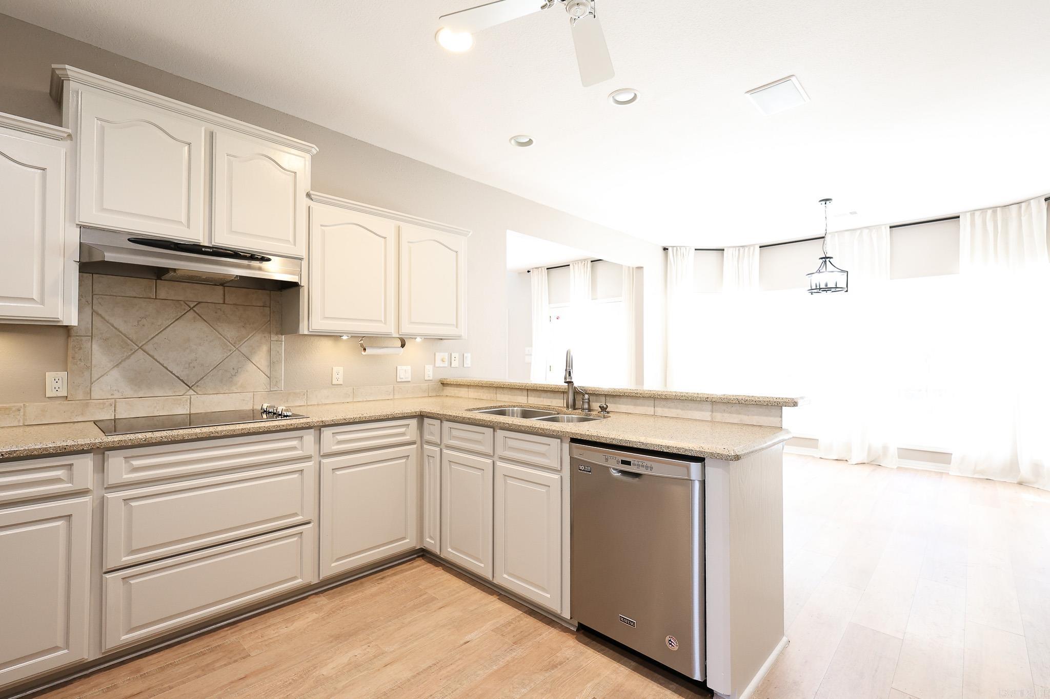 PARKERS RIDGE - Residential