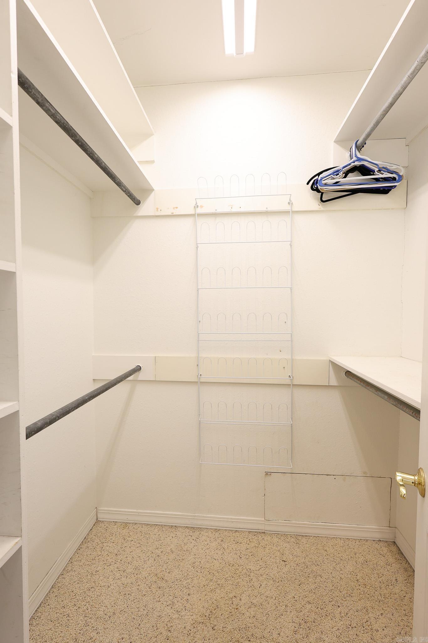 PARKERS RIDGE - Residential