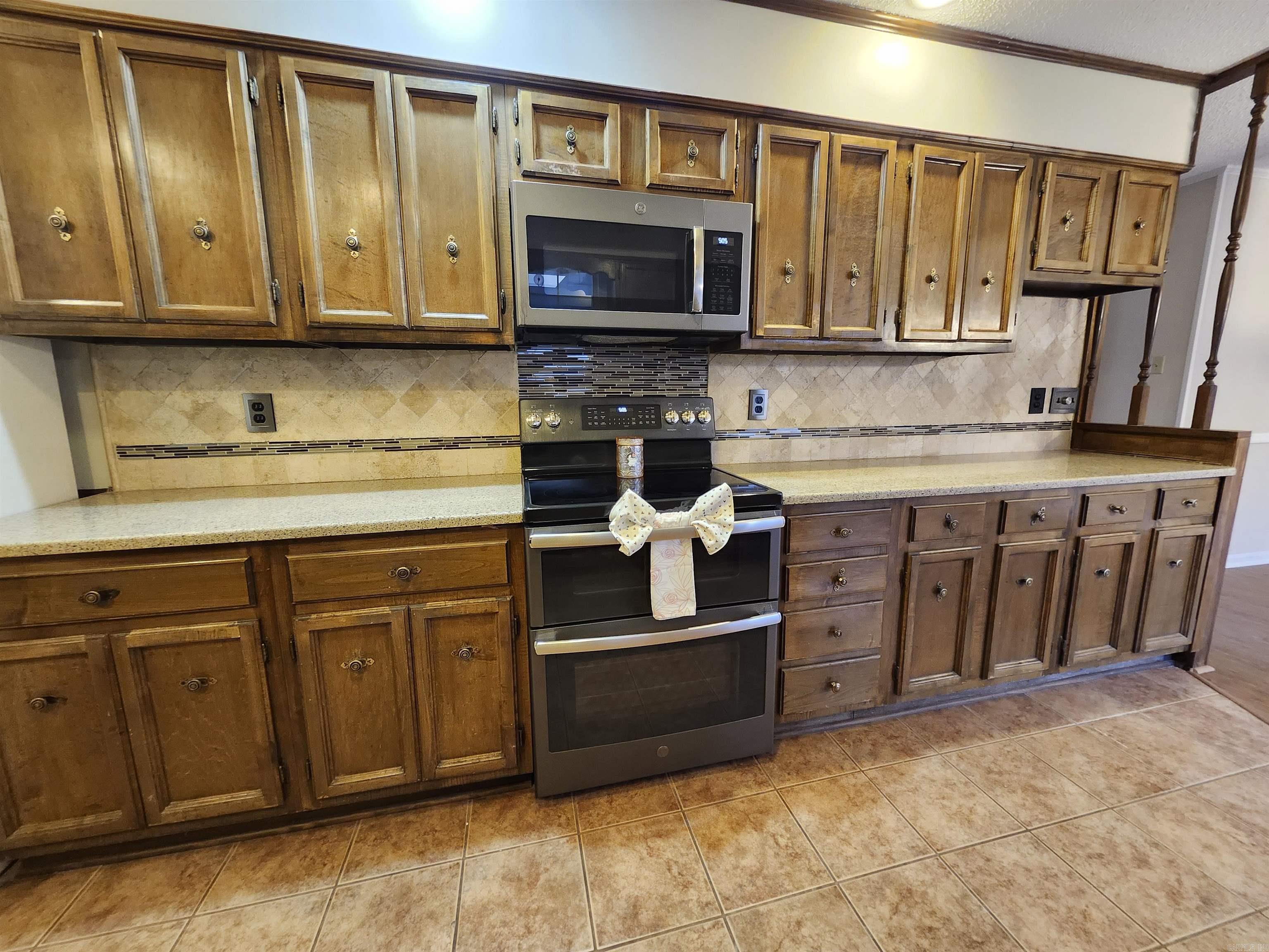 OVERBROOK - Residential