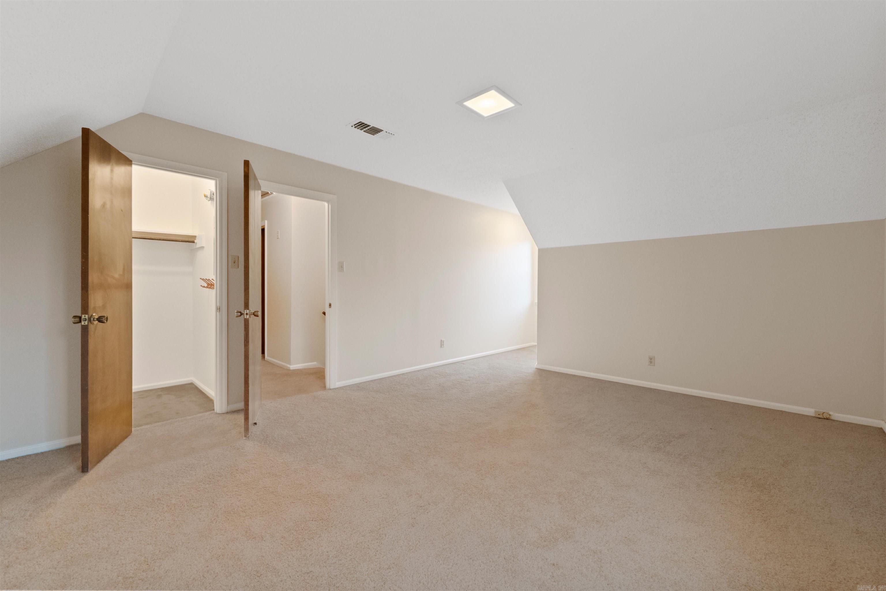 OVERBROOK - Residential