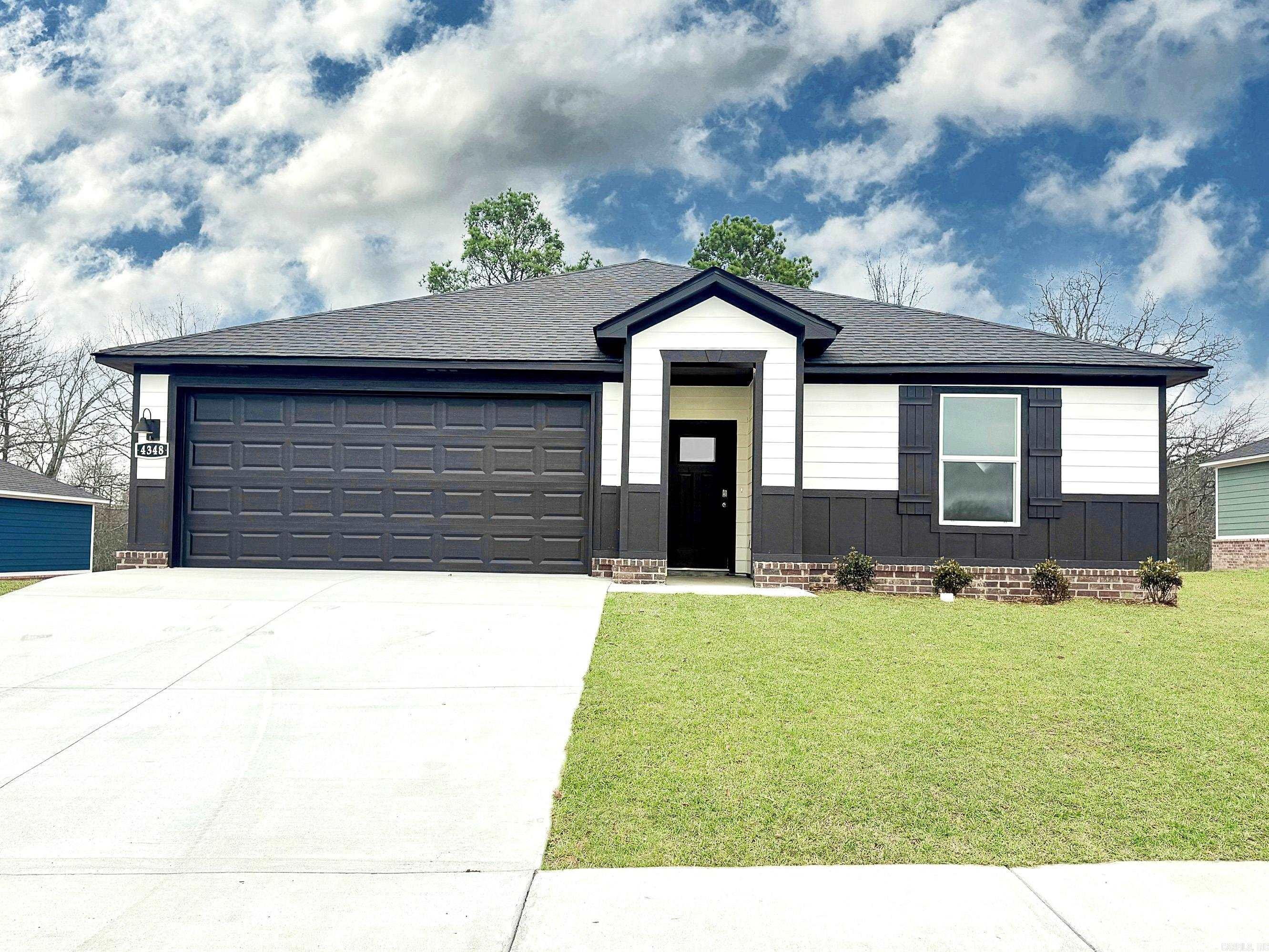 The Justin Floorplan is one of our single-story floorplans featured in Kensington Place community in Bryant, Arkansas. This spacious floor plan includes 4-bedroom, 2-bathroom, and a 2-car garage with an open concept living area, where your kitchen, living, and dining areas blend seamlessly into a space perfect for everyday living and entertaining. These homes feature LVP flooring with carpet in the bedrooms and closets! The kitchen features 36ā cabinets, quartz countertops, and stainless-steel appliances. Fabulous open floorplan. The primary bedroom has an en-suite bathroom that features a walk-in closet, and a walk-in shower. Taxes estimated. Actual taxes TBD. Special builder 10-year warranty. $75 Transfer fee. Representative photos only and vary as built!