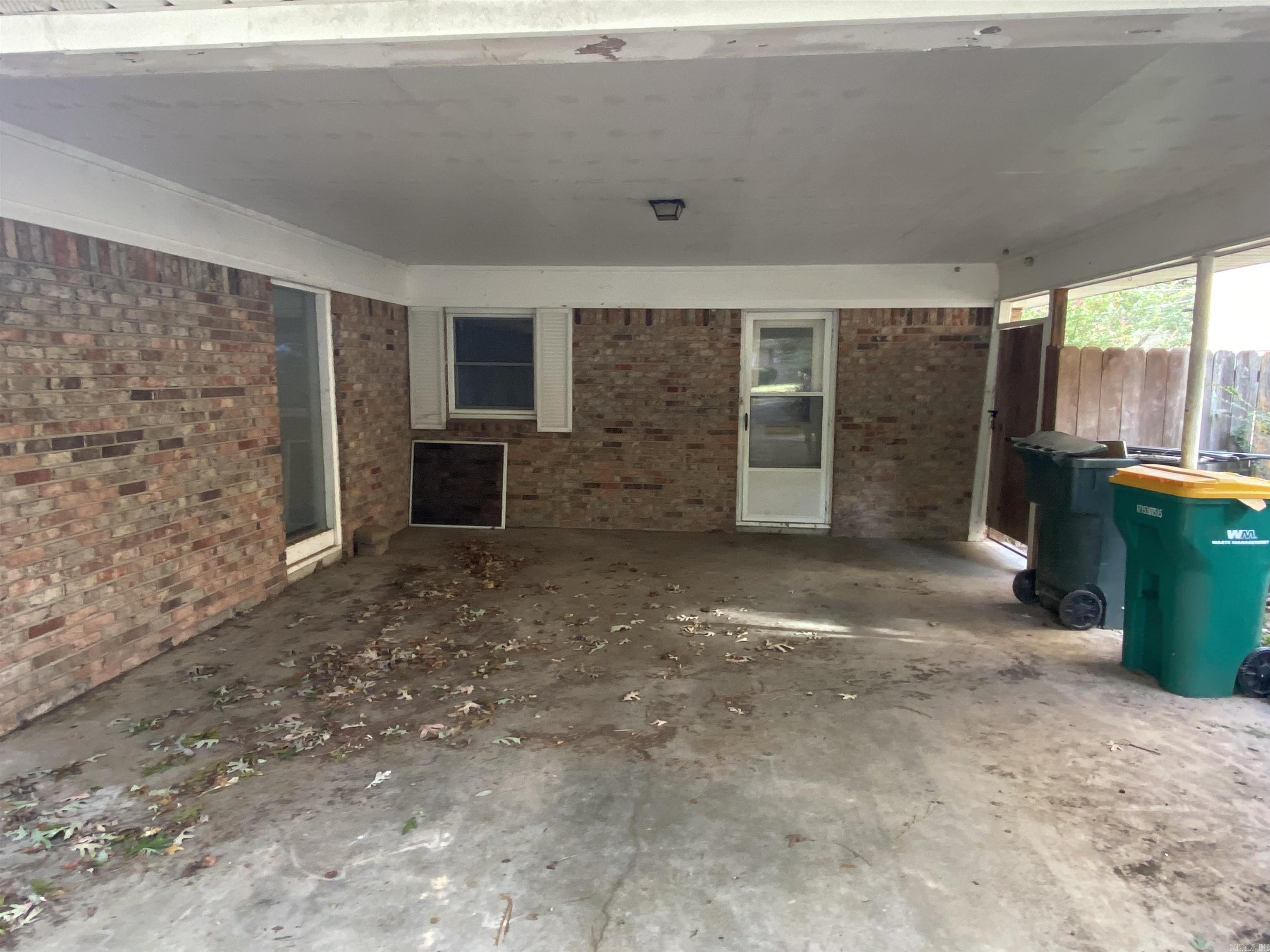 BRIARWOOD - Residential